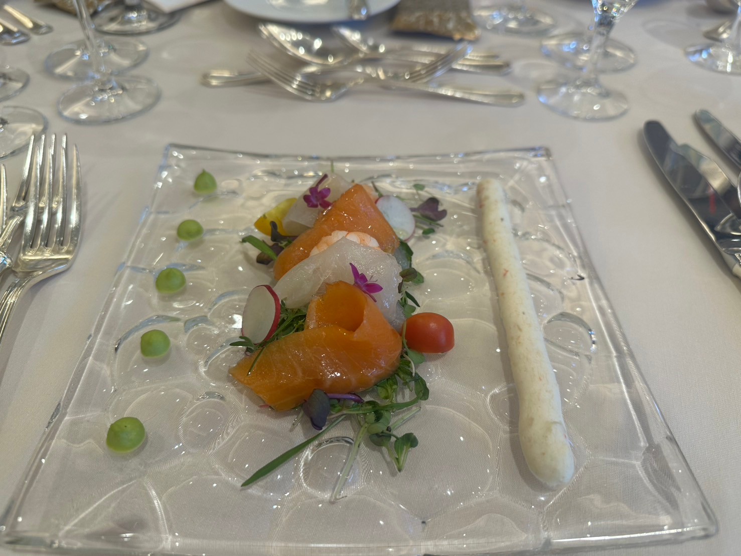 ザ ストリングス表参道