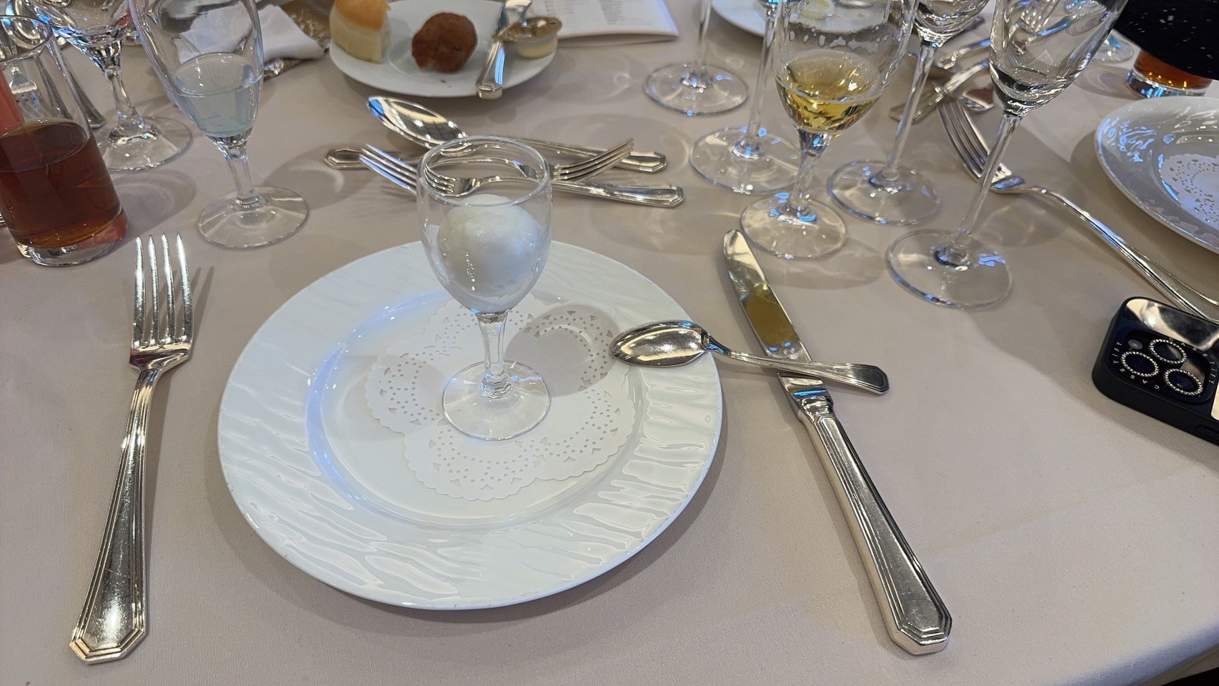 ザ ストリングス表参道