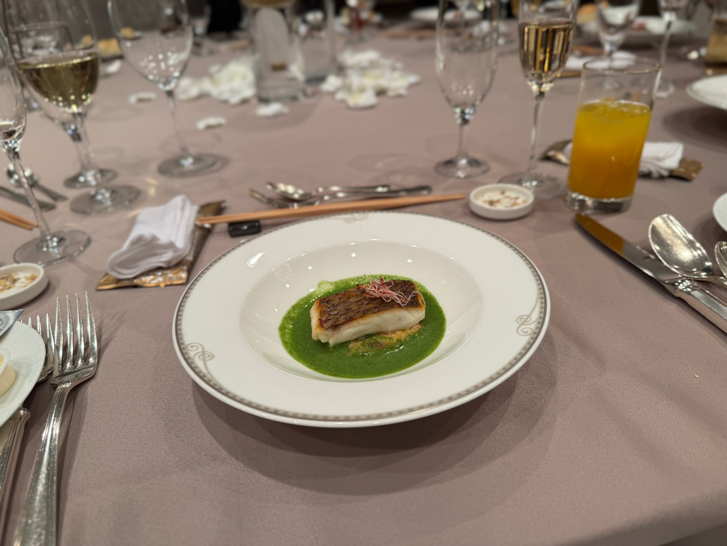 ザ ストリングス表参道