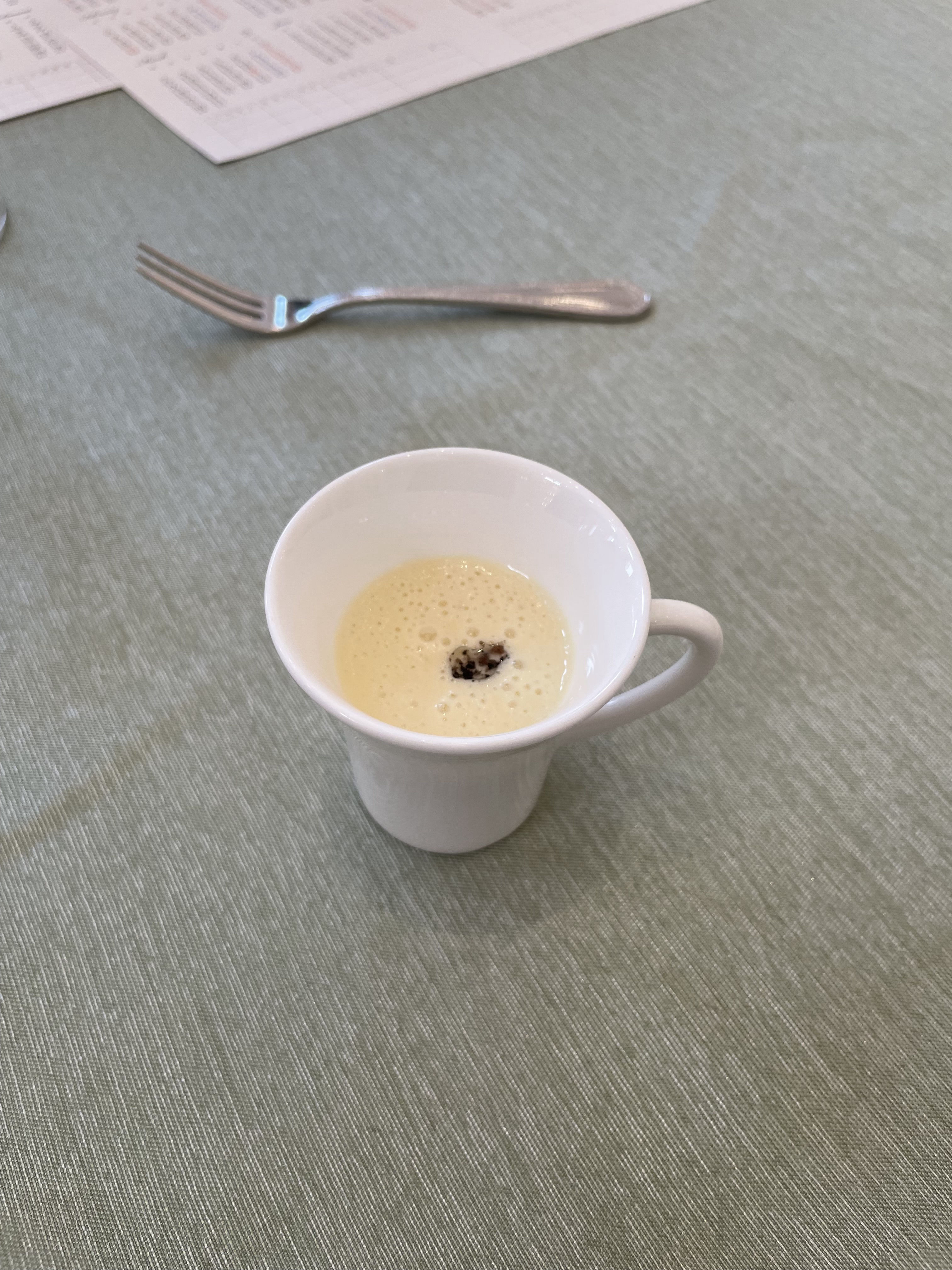 18 (アンウィット) Produced by Casa d' Angela