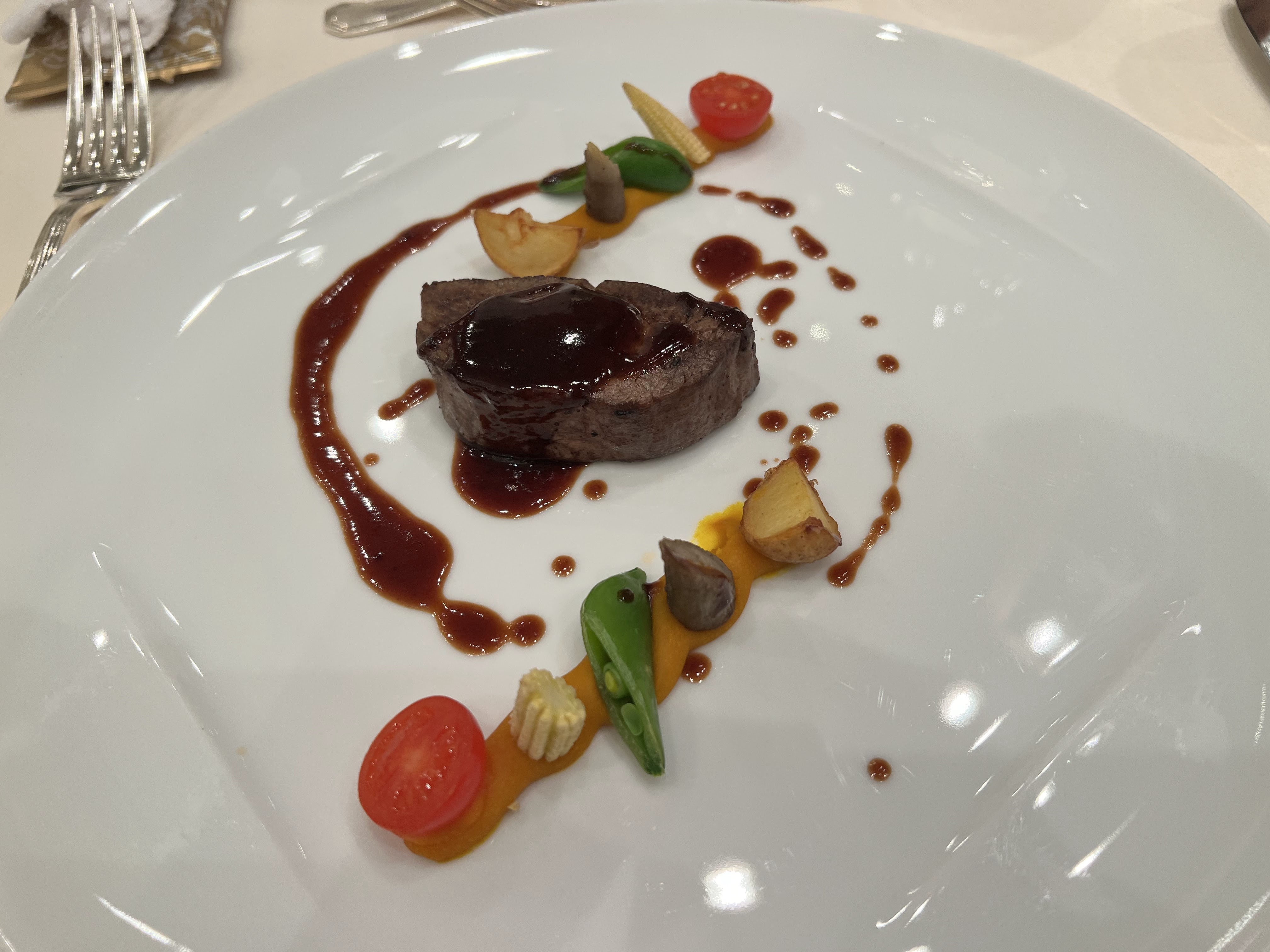 ザ ストリングス表参道