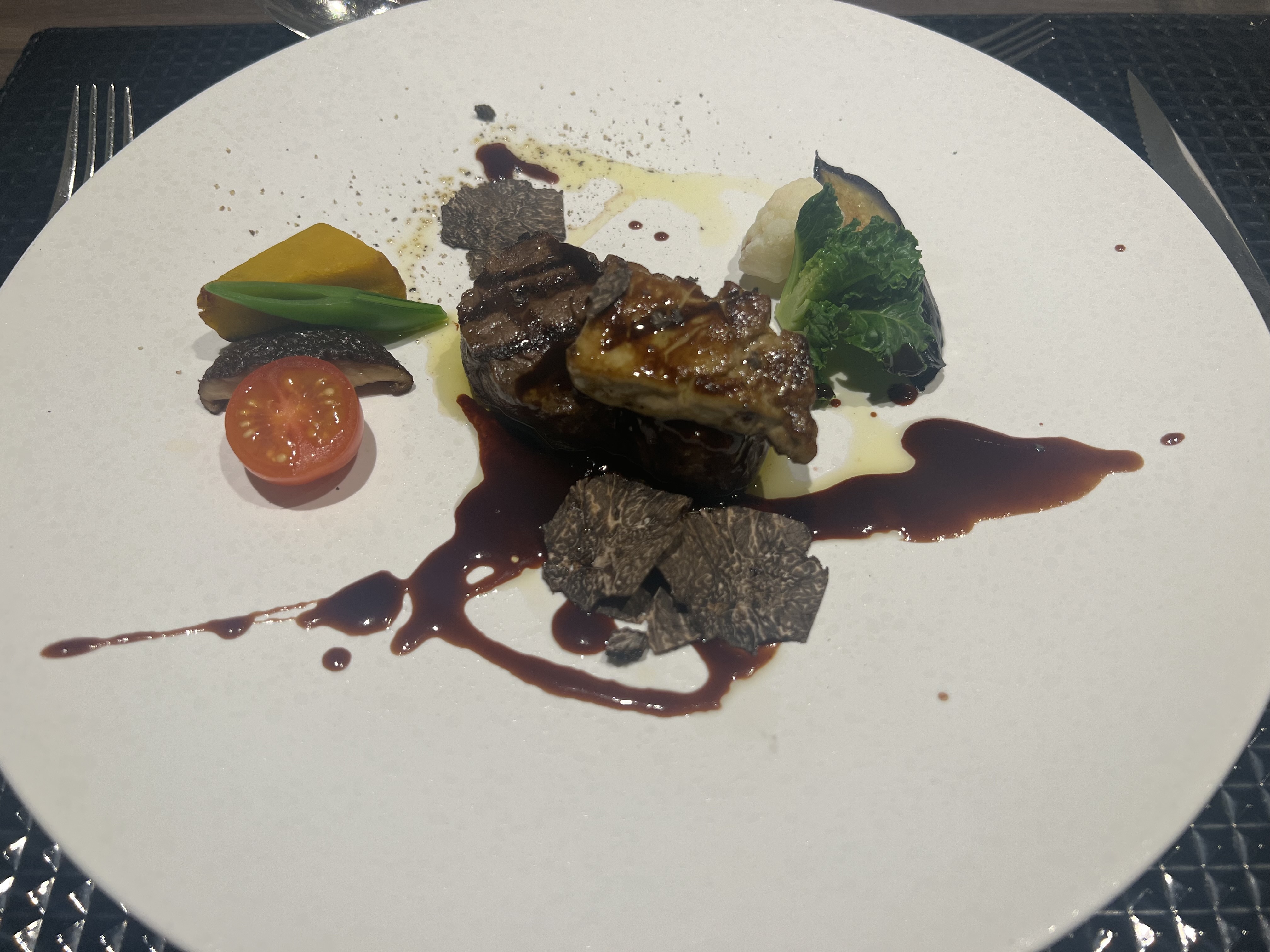 ザ ストリングス表参道