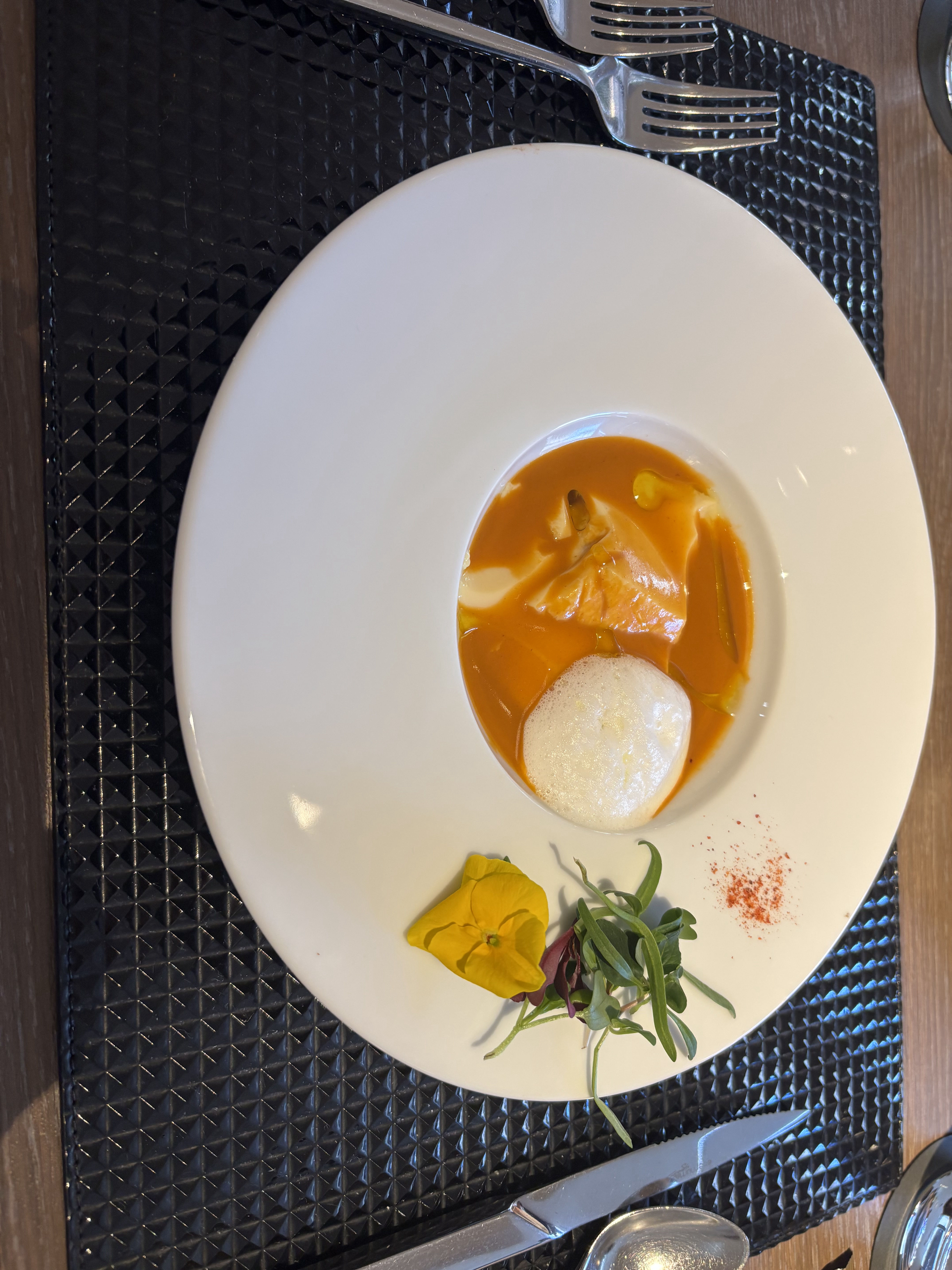 ザ ストリングス表参道