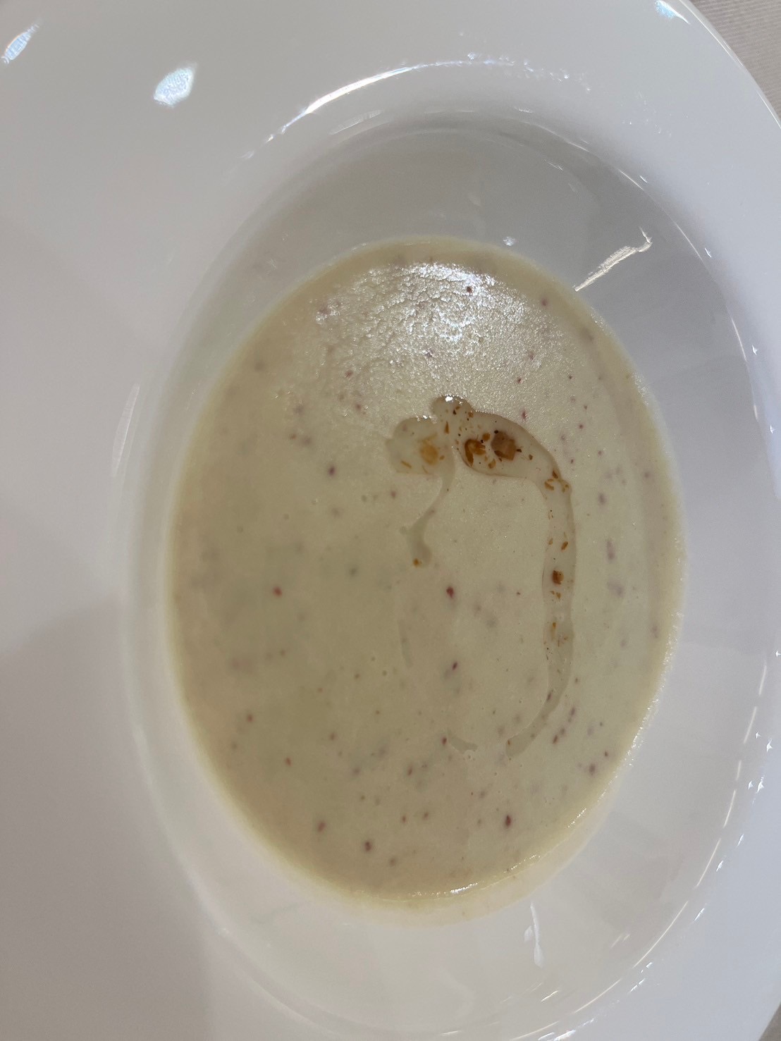 ニーズ千葉みなと（旧名：ベイサイドパーク迎賓館(千葉みなと)）