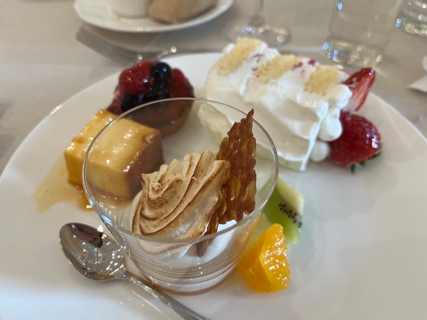 ニーズ千葉みなと（旧名：ベイサイドパーク迎賓館(千葉みなと)）