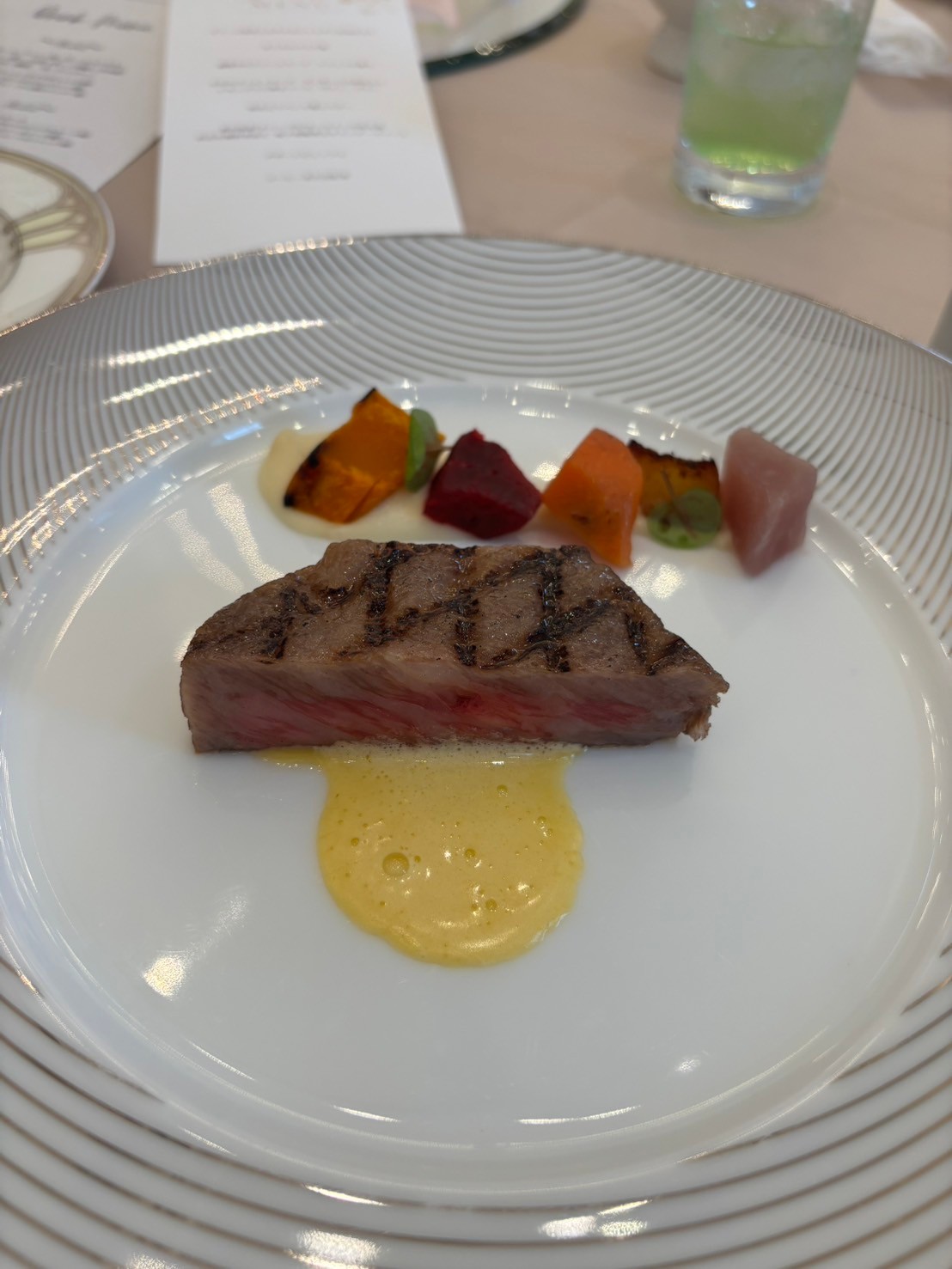 18 (アンウィット) Produced by Casa d' Angela