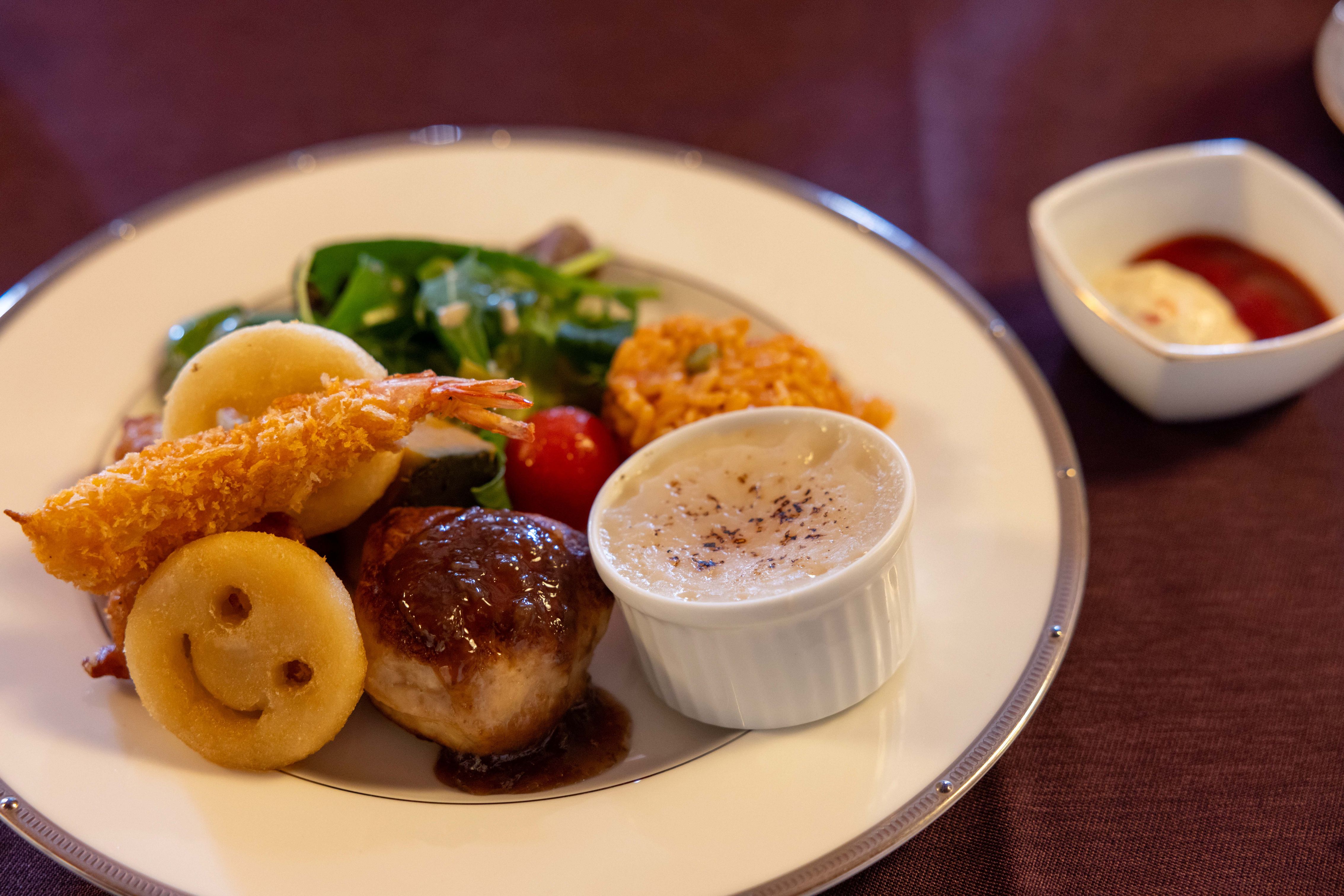 The KIKUSUIRO narapark(菊水楼)