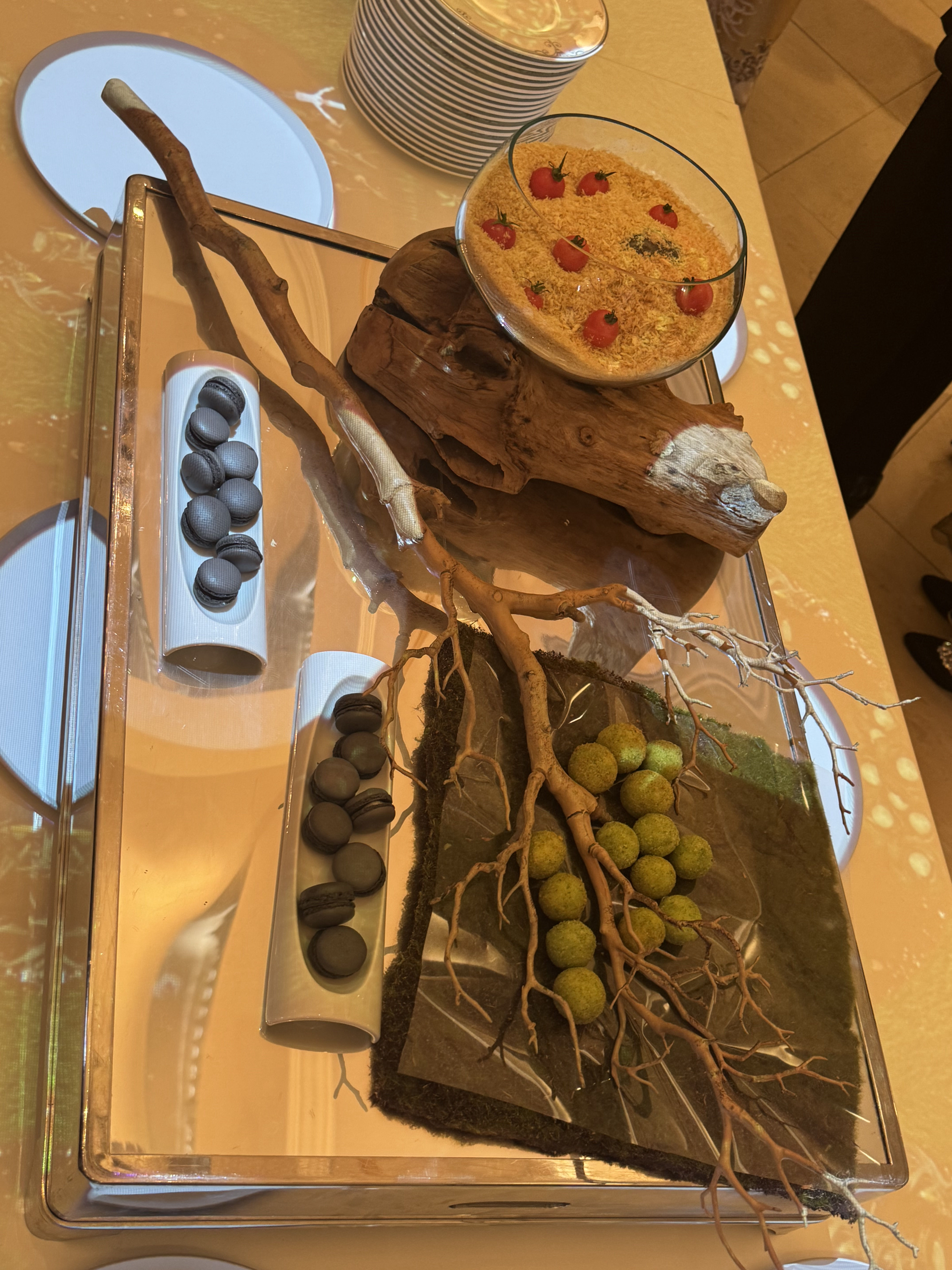 18 (アンウィット) Produced by Casa d' Angela