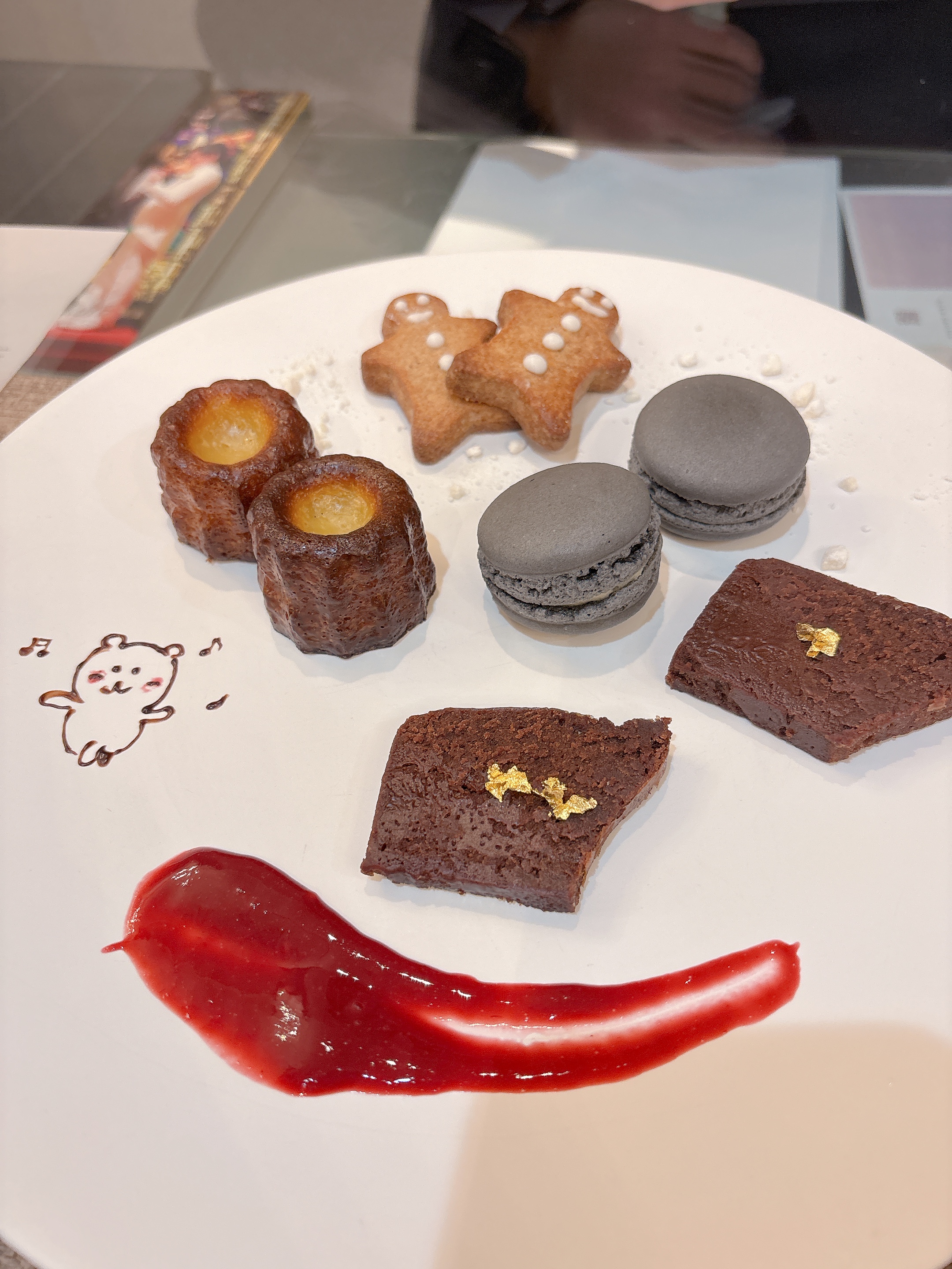 セント・ラファエロチャペル御堂筋