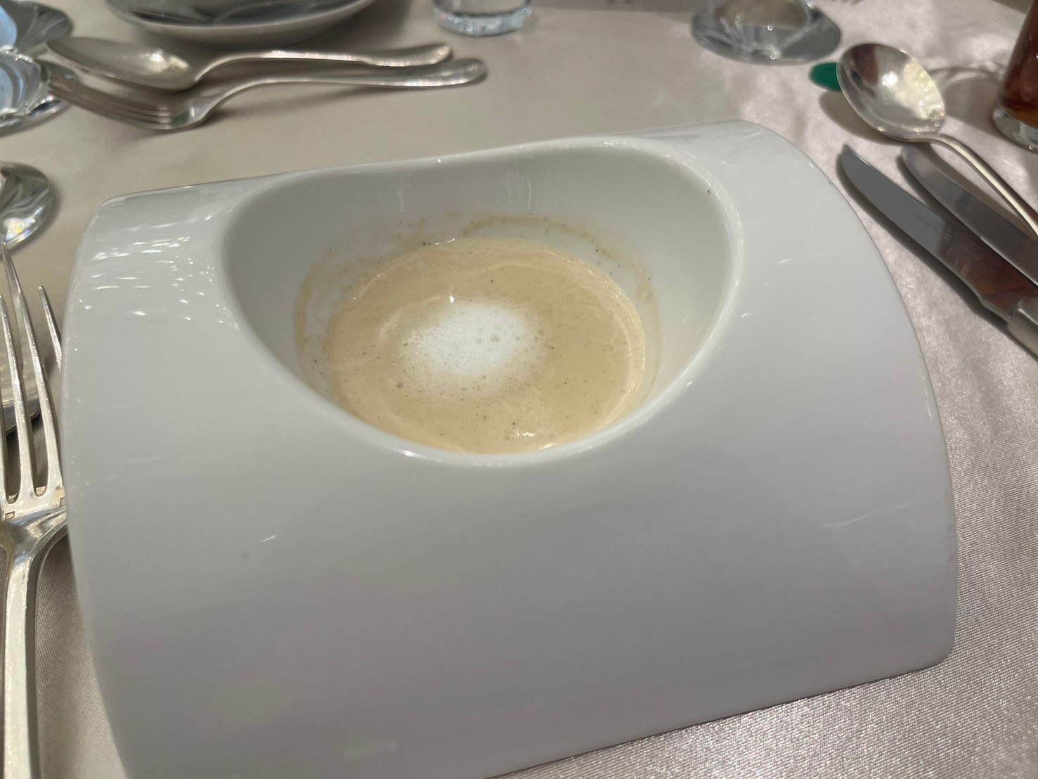 セント・ラファエロチャペル東京