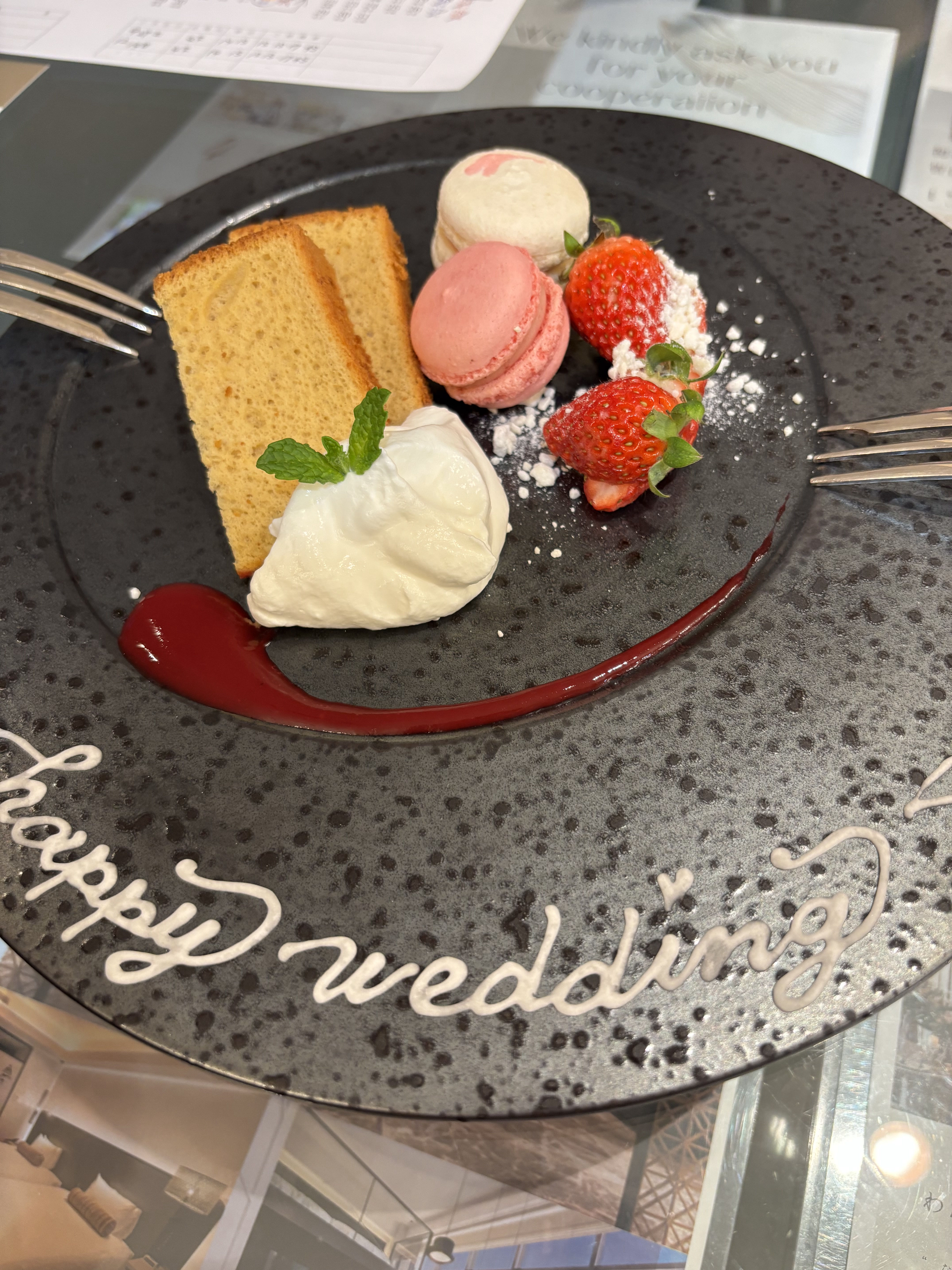 セント・ラファエロチャペル御堂筋