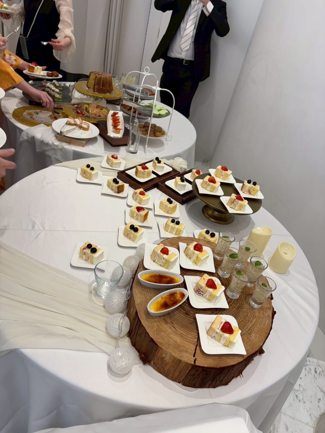 セント・ラファエロチャペル御堂筋