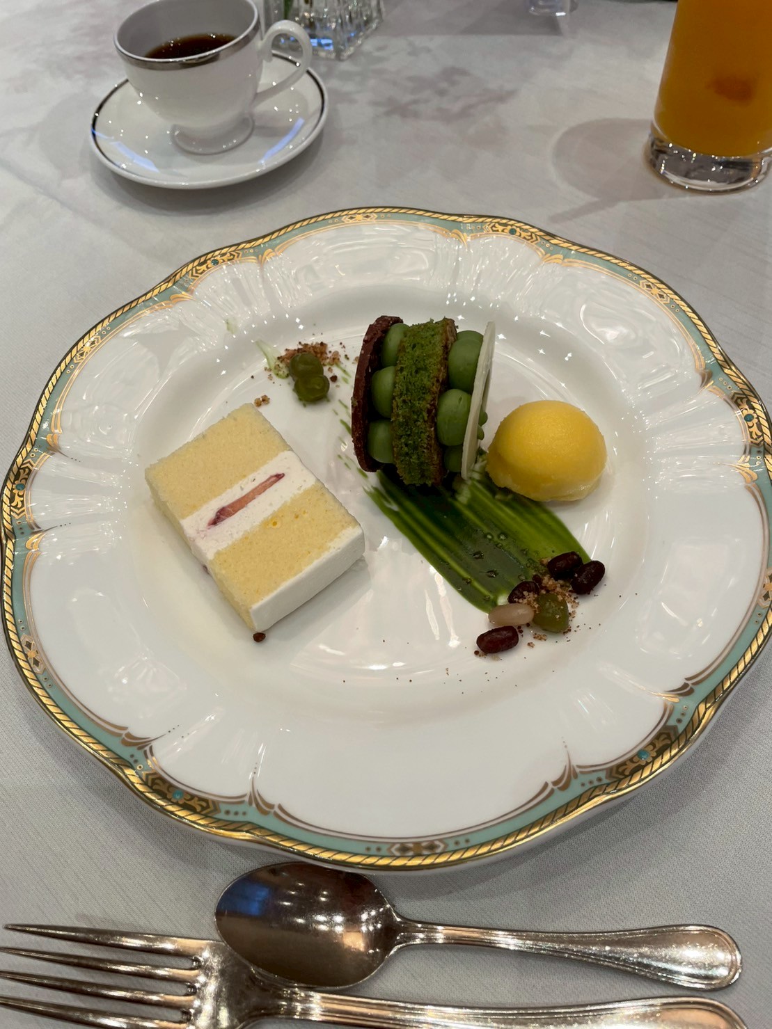 南青山サンタキアラ教会