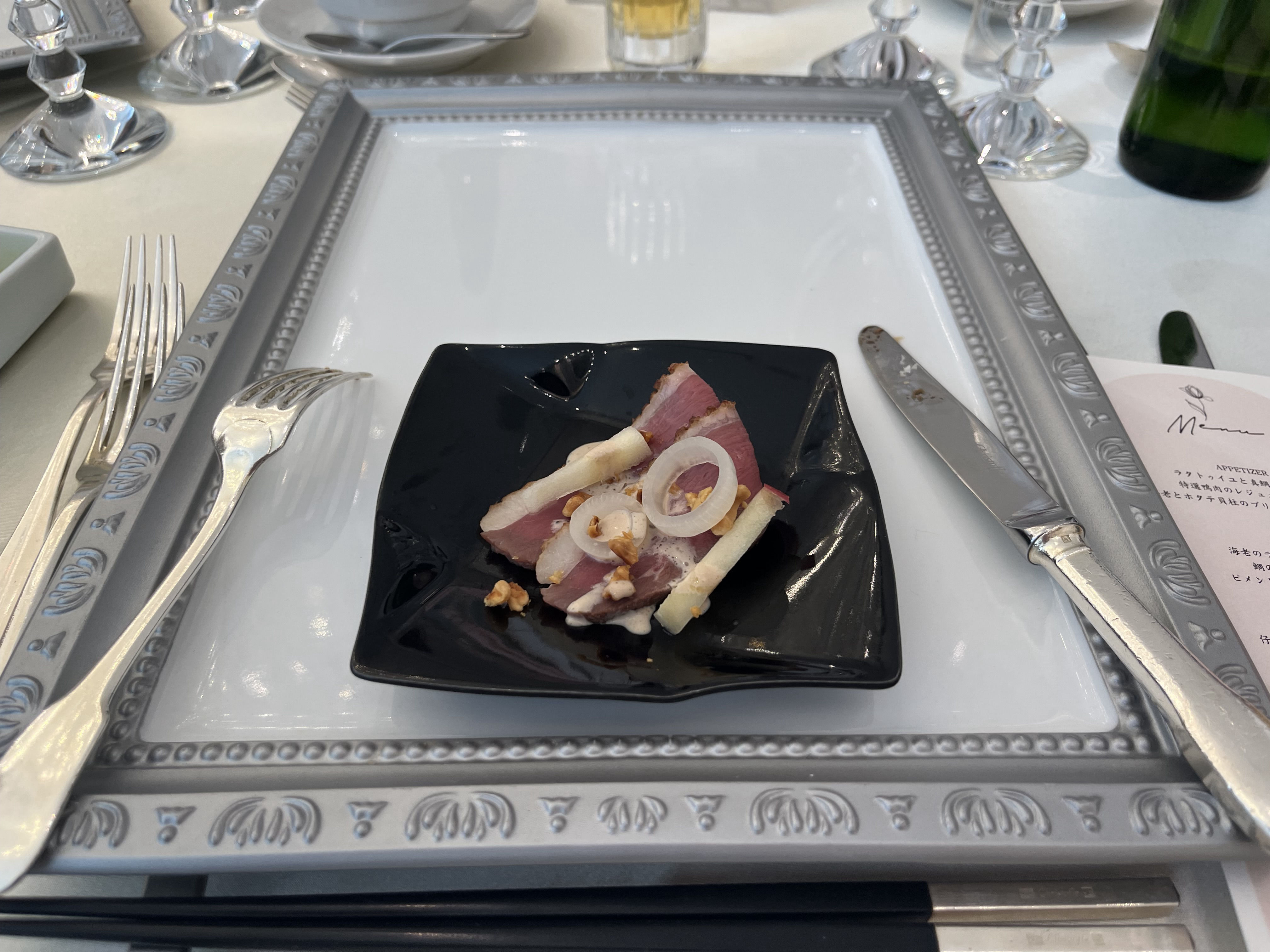 THE SUITE TOKYO by st.raphaelchapel(ザ スイート 東京)