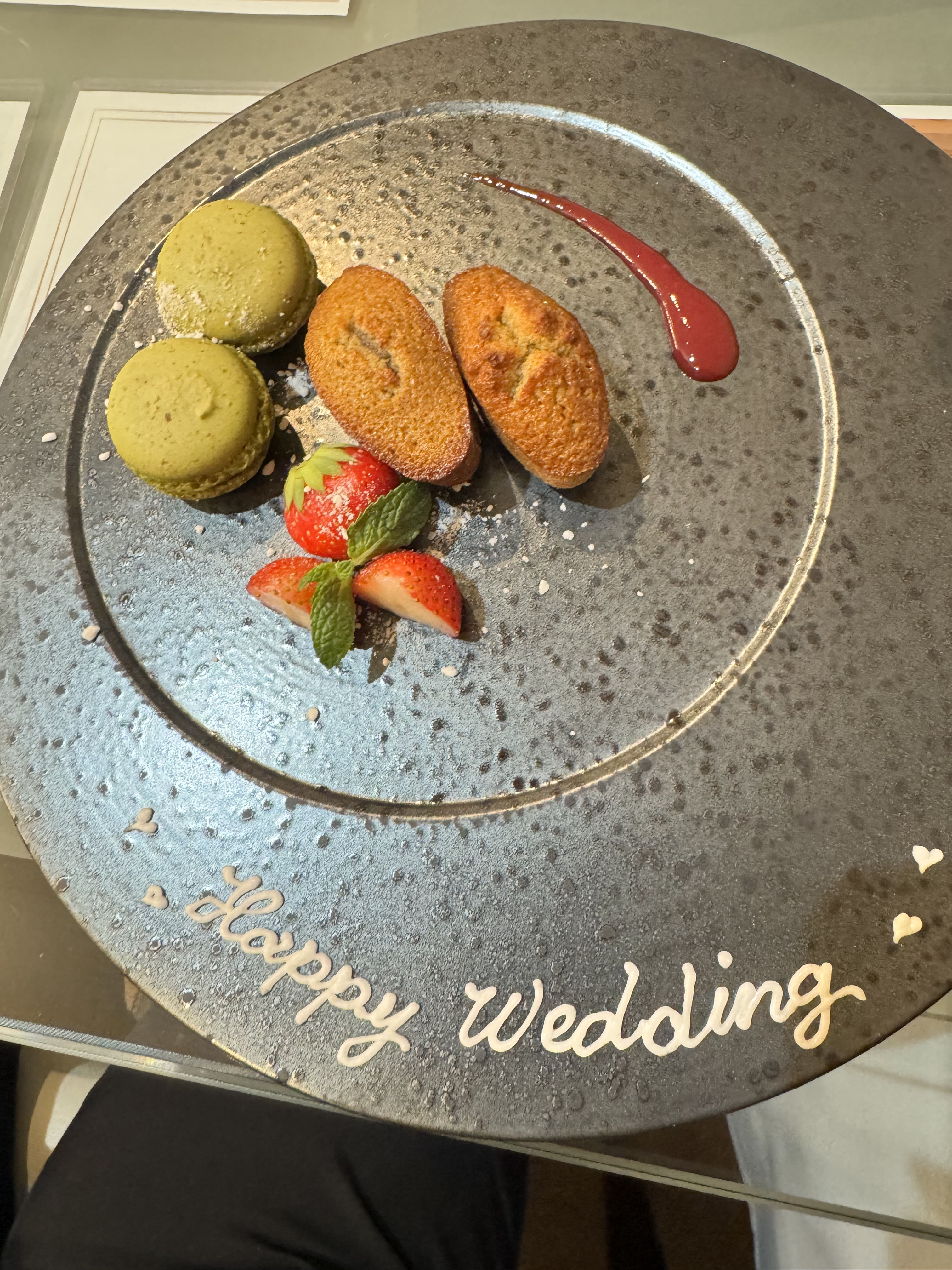 セント・ラファエロチャペル御堂筋