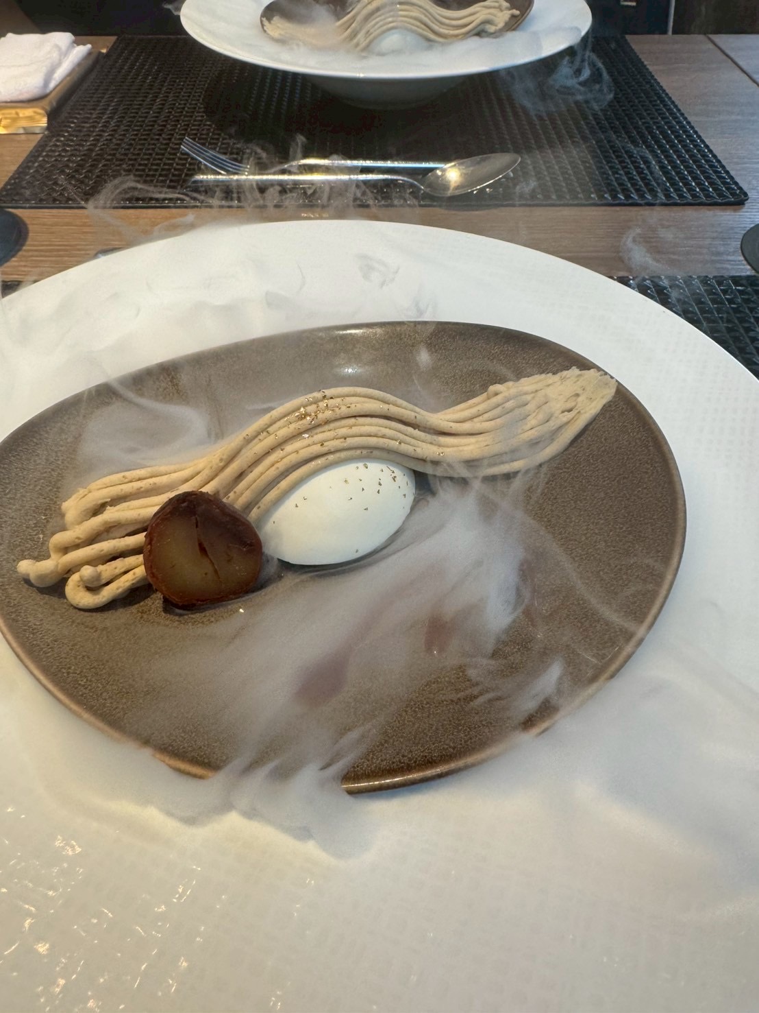 ザ ストリングス表参道