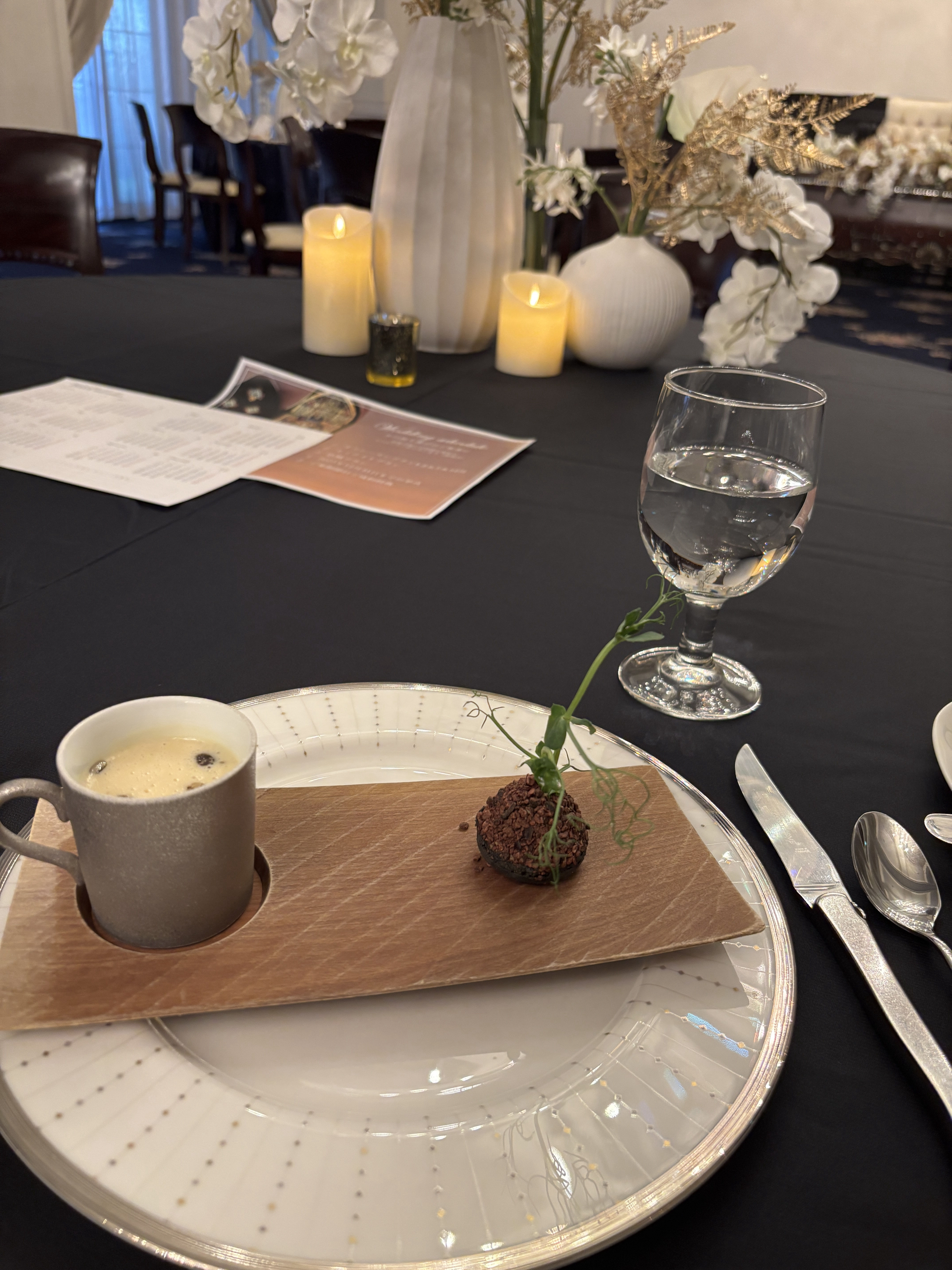 セント・ラファエロチャペル御堂筋