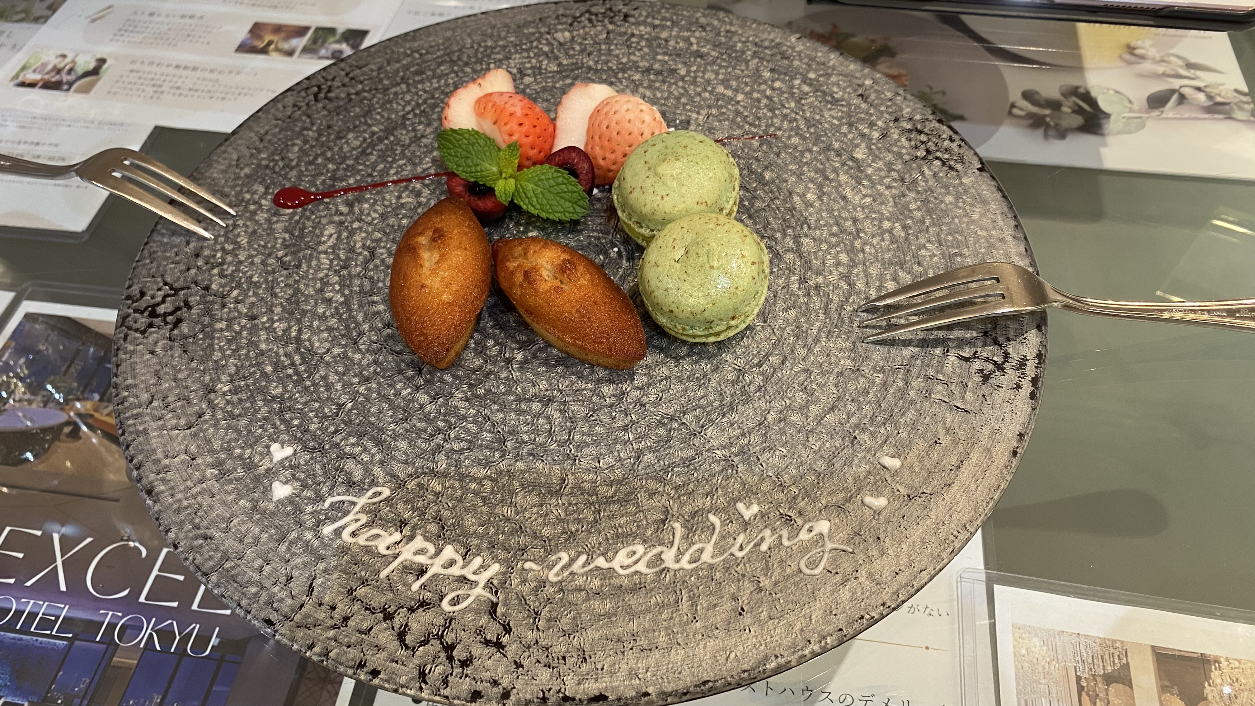 セント・ラファエロチャペル御堂筋