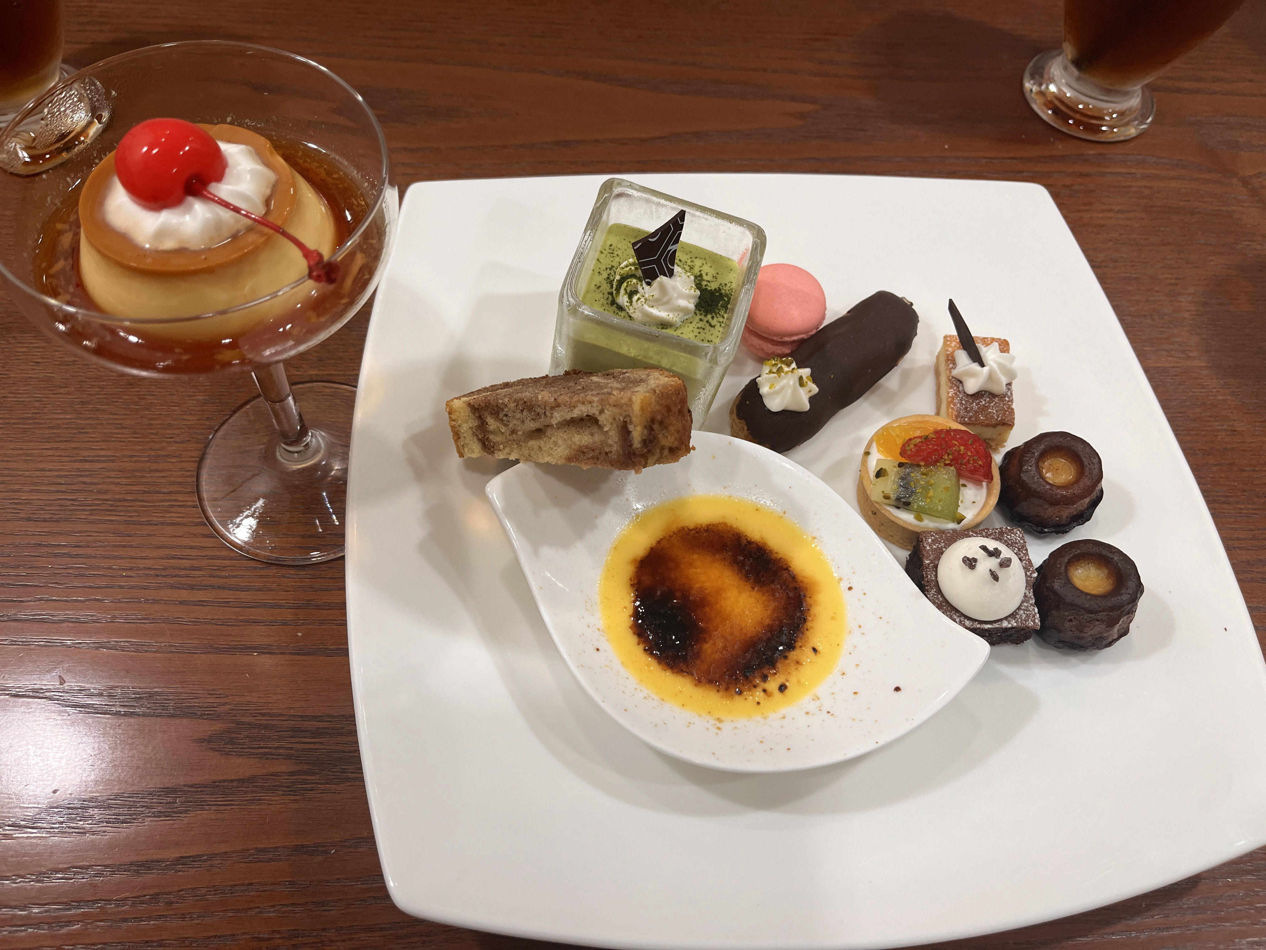 18 (アンウィット) Produced by Casa d' Angela