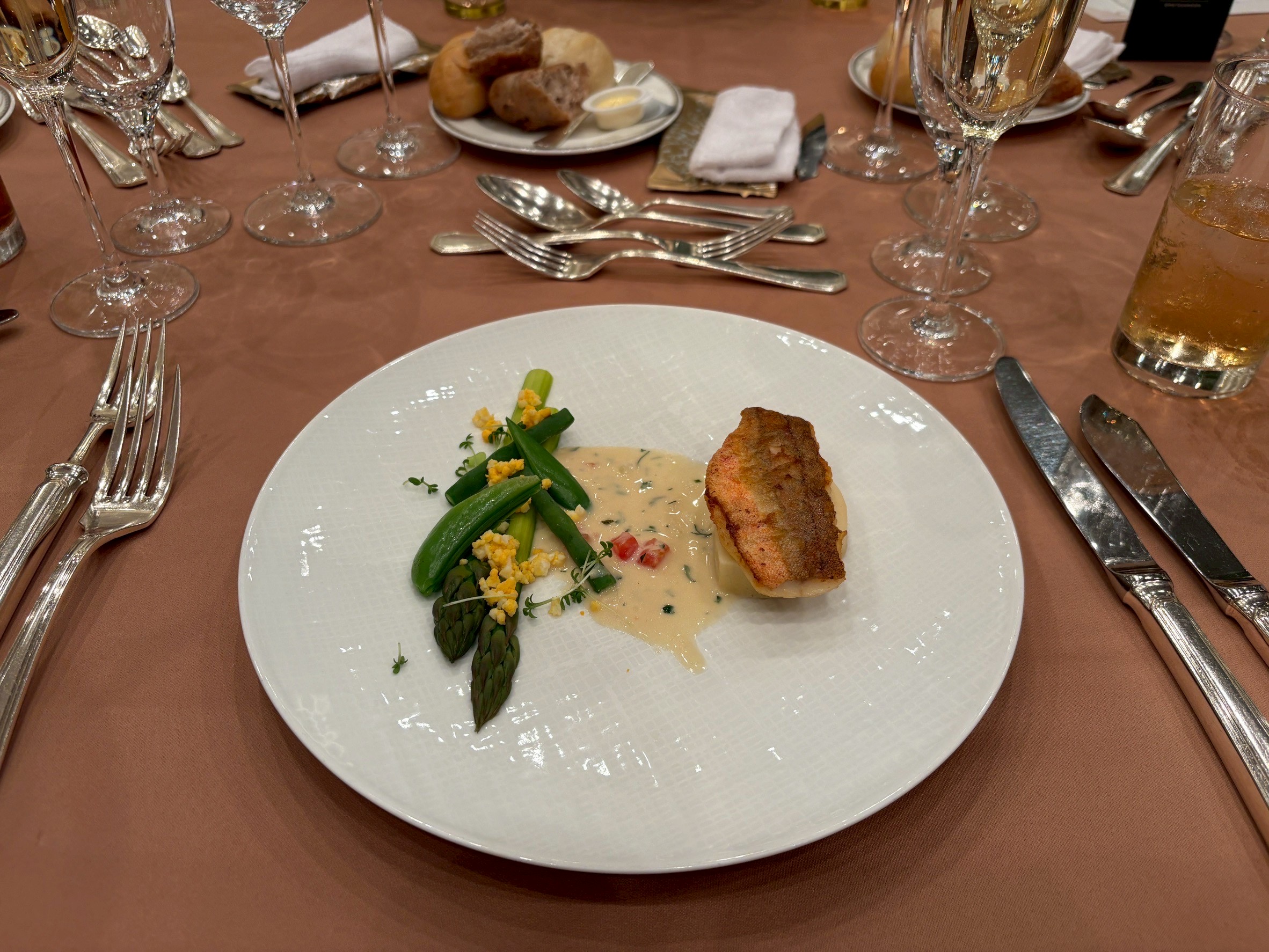 ザ ストリングス表参道