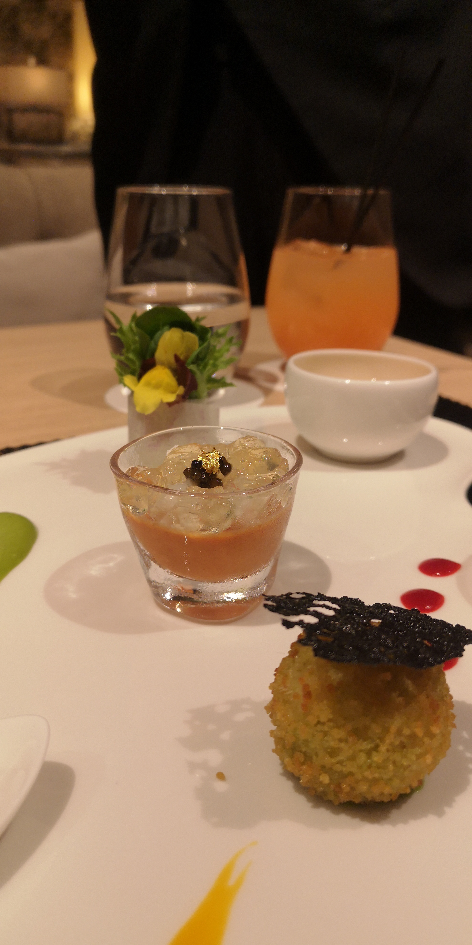 ザ ストリングス表参道