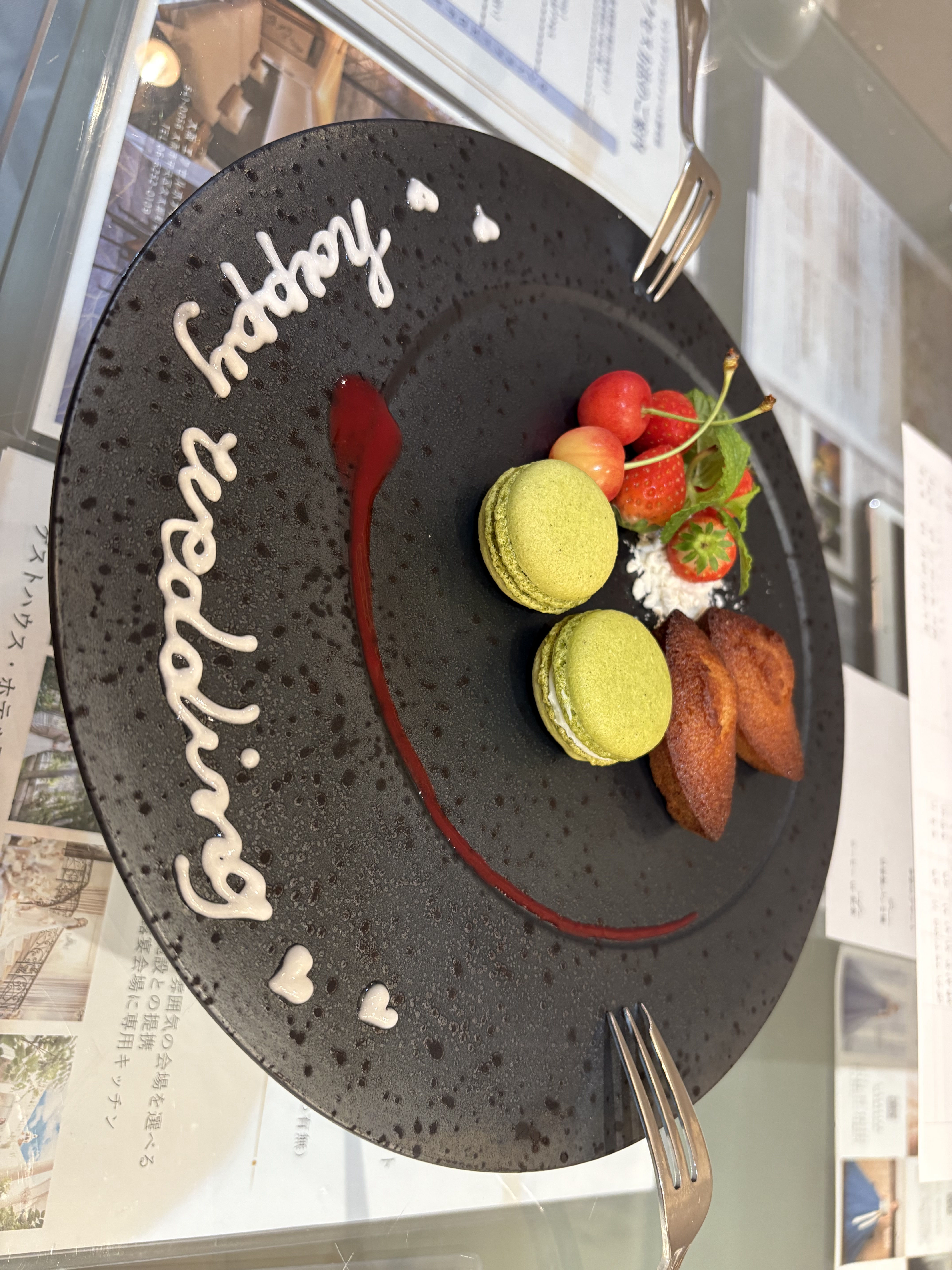 セント・ラファエロチャペル御堂筋