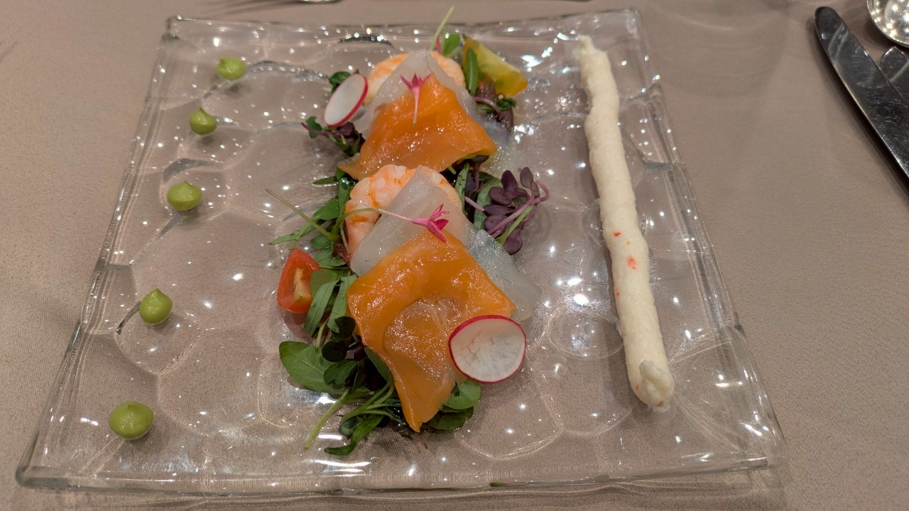 ザ ストリングス表参道