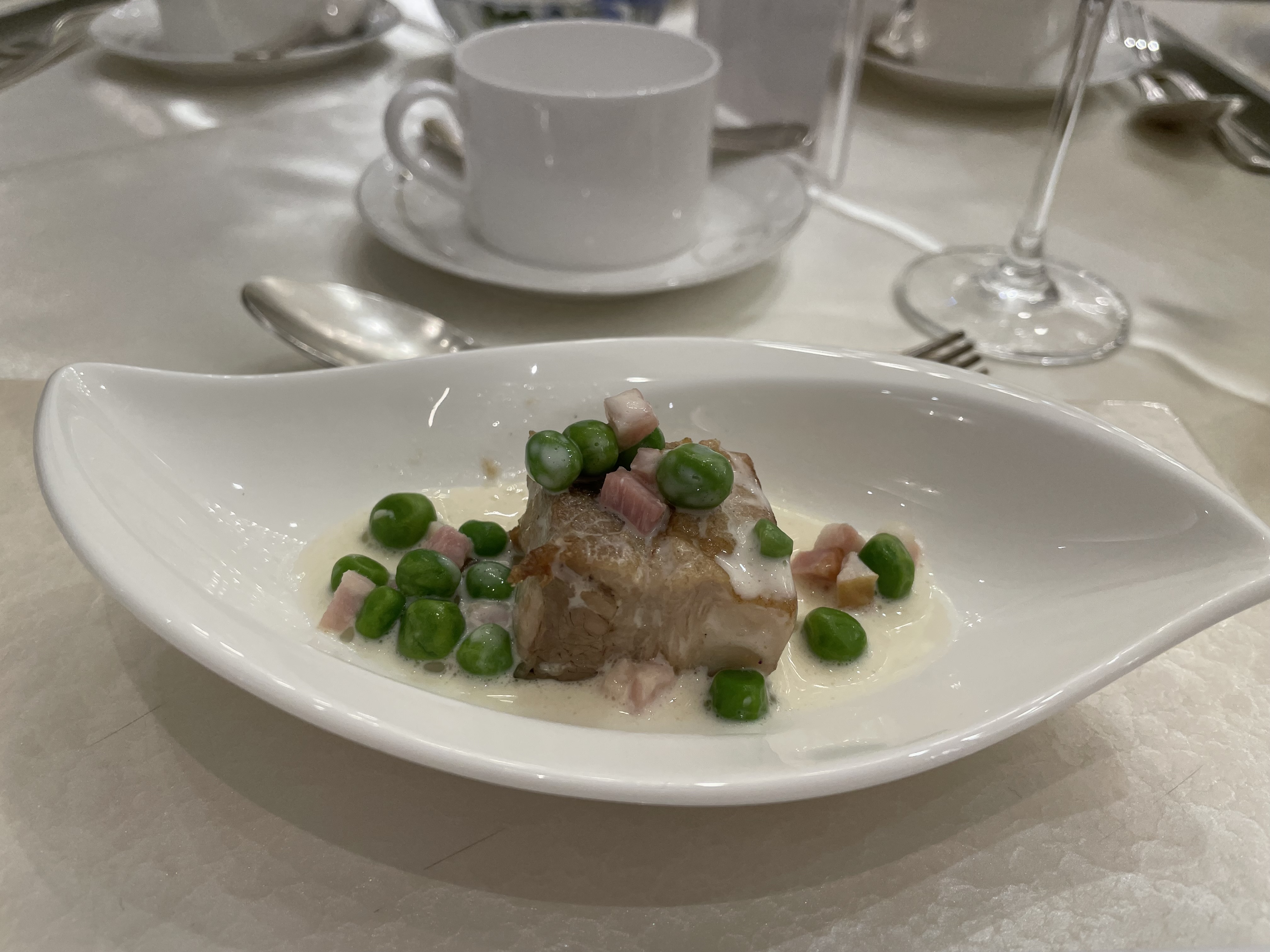 セント・ラファエロチャペル御堂筋