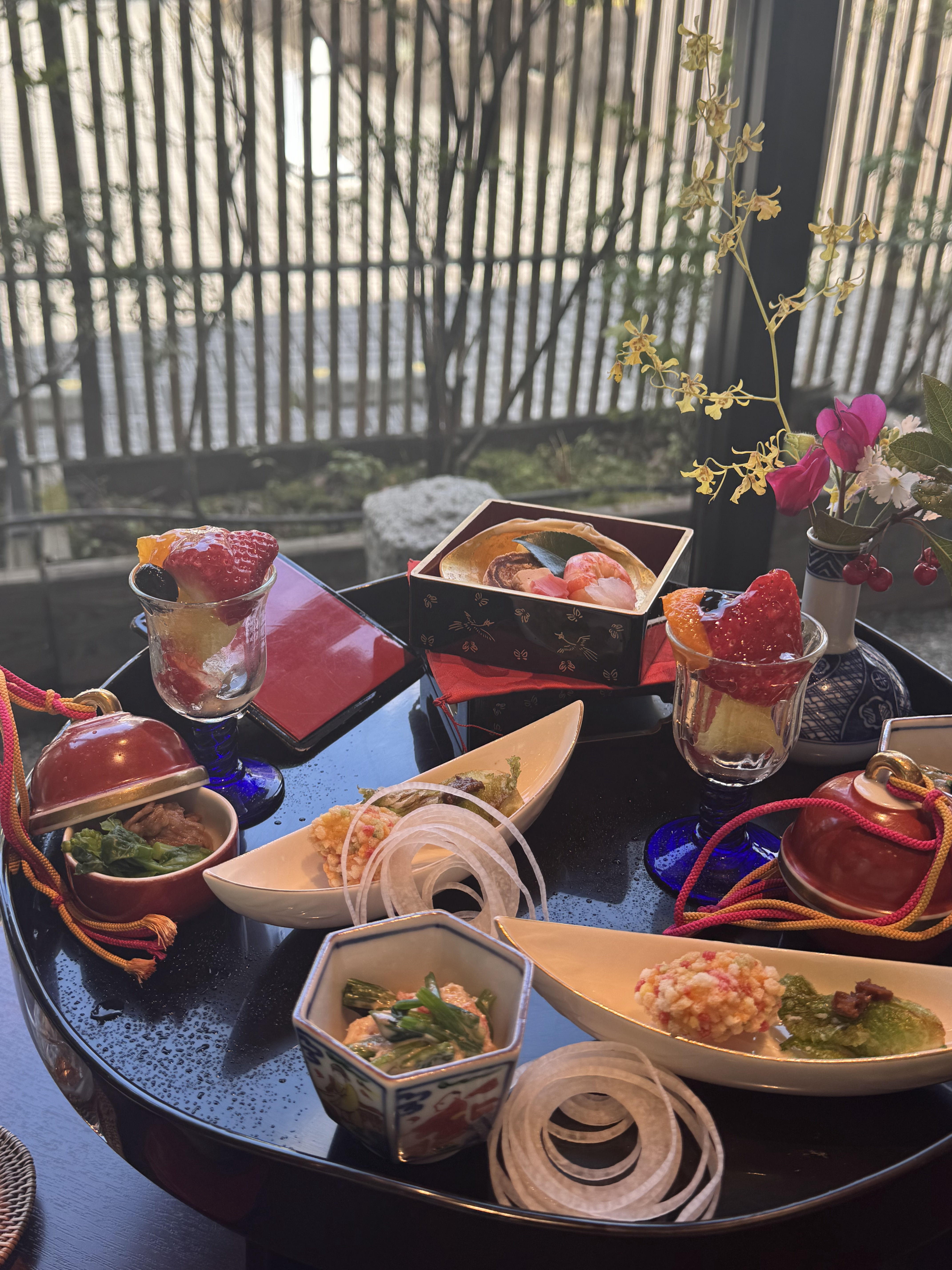 The KIKUSUIRO narapark(菊水楼)