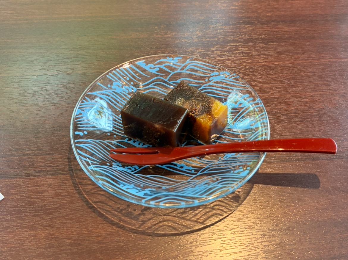 The KIKUSUIRO narapark(菊水楼)