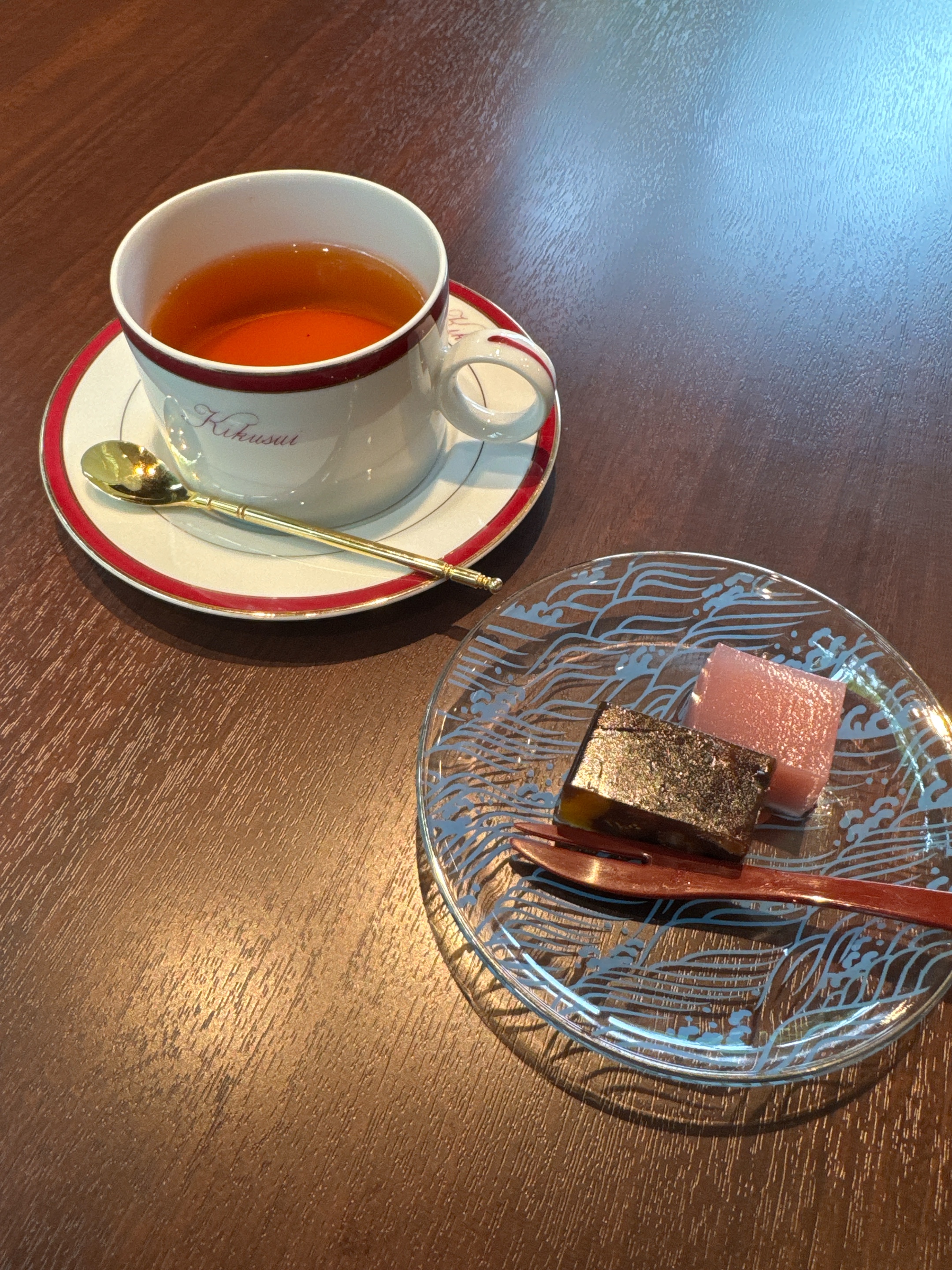 The KIKUSUIRO narapark(菊水楼)