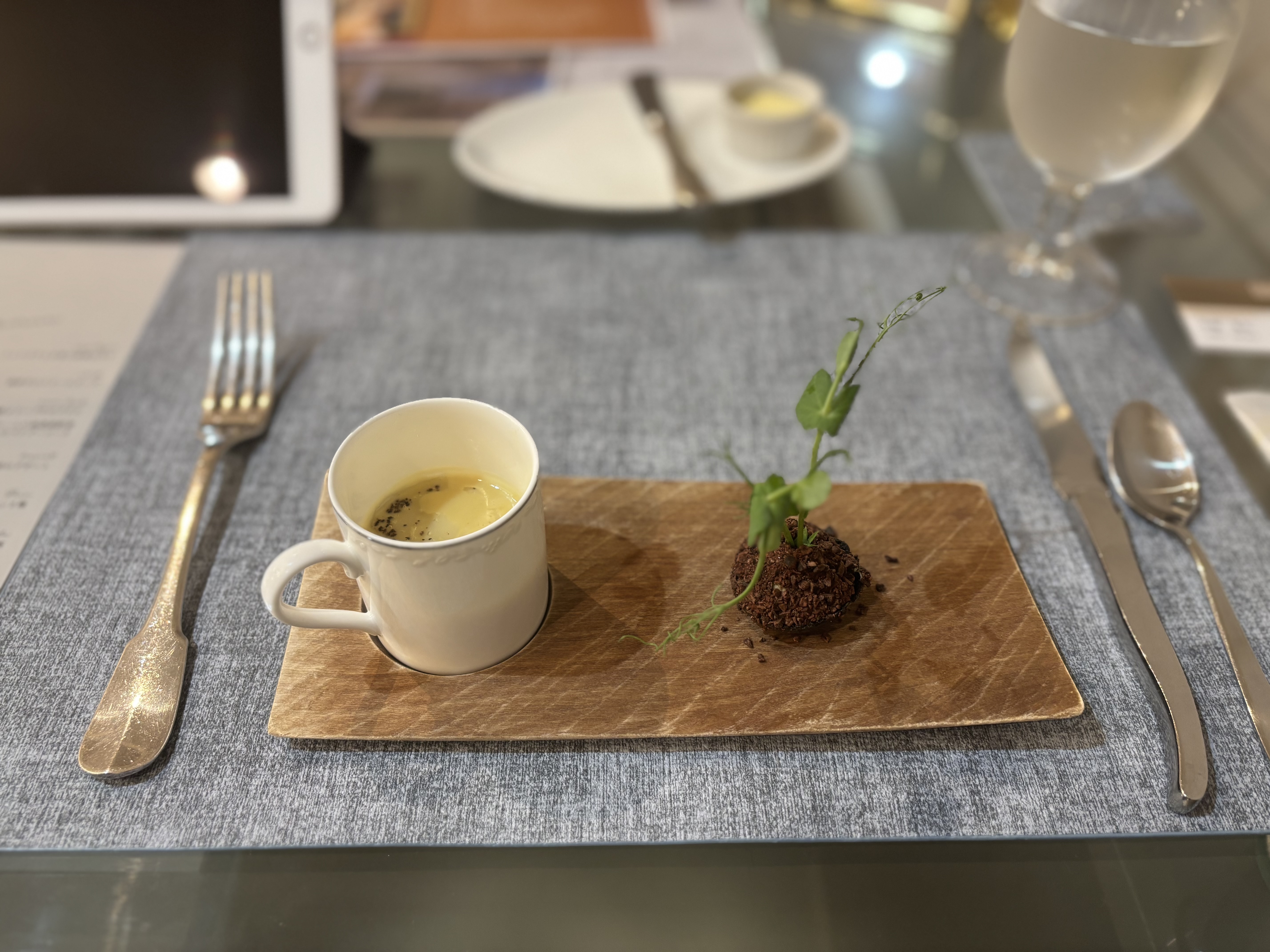 セント・ラファエロチャペル御堂筋