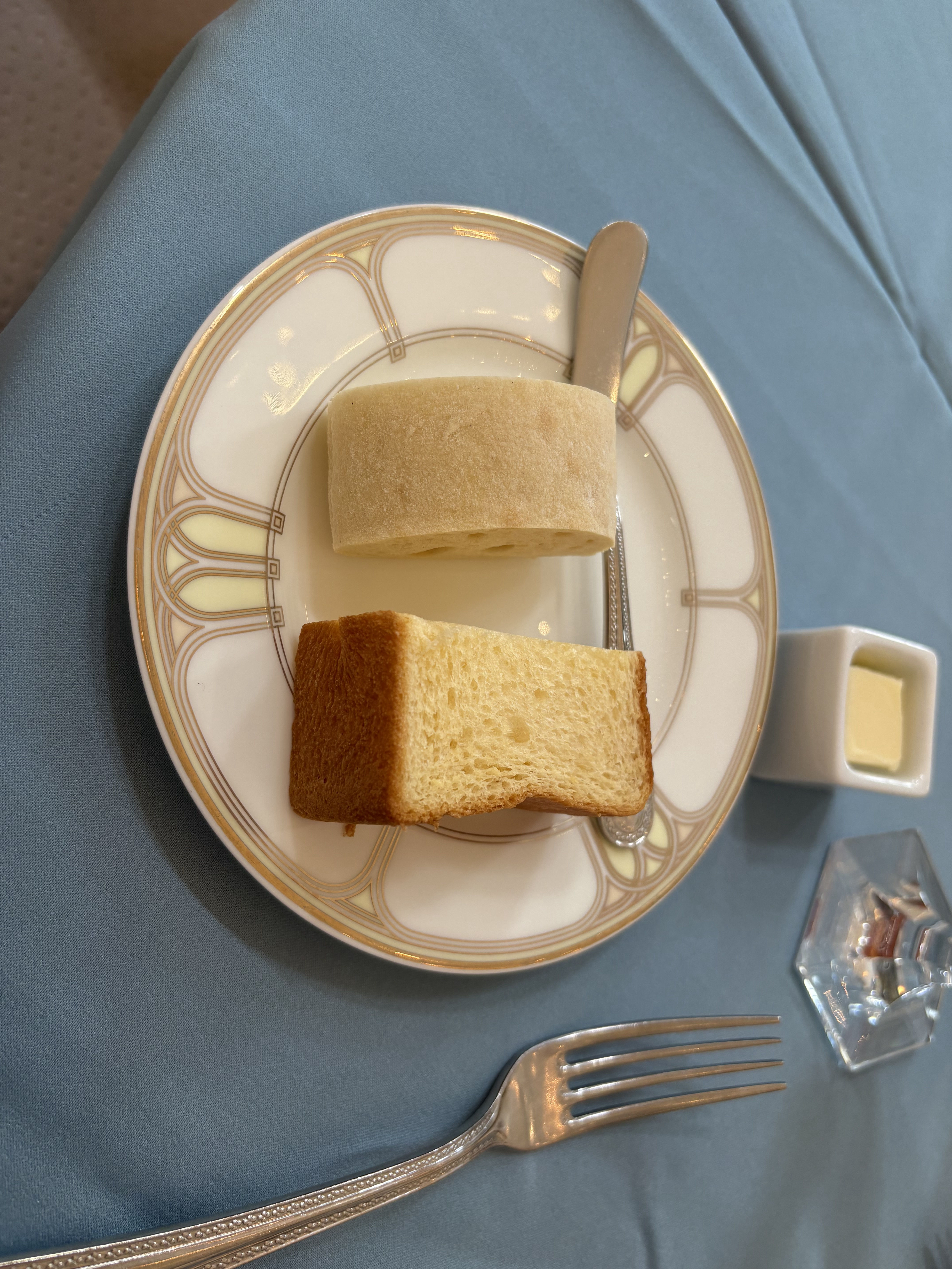 18 (アンウィット) Produced by Casa d' Angela