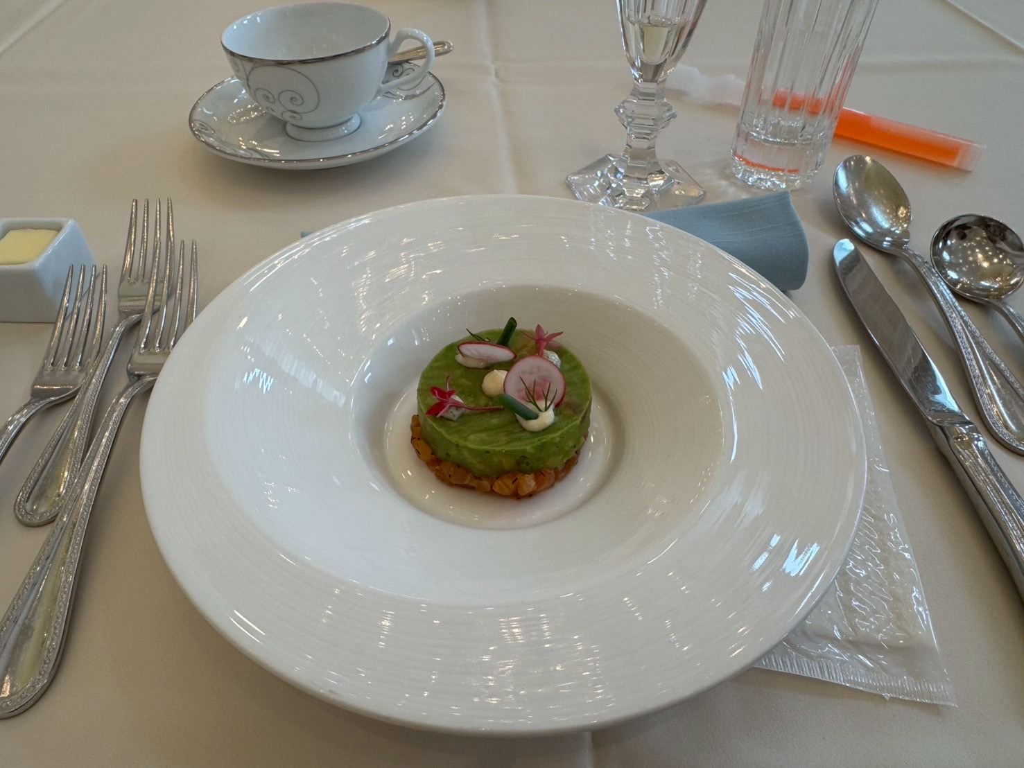 18 (アンウィット) Produced by Casa d' Angela