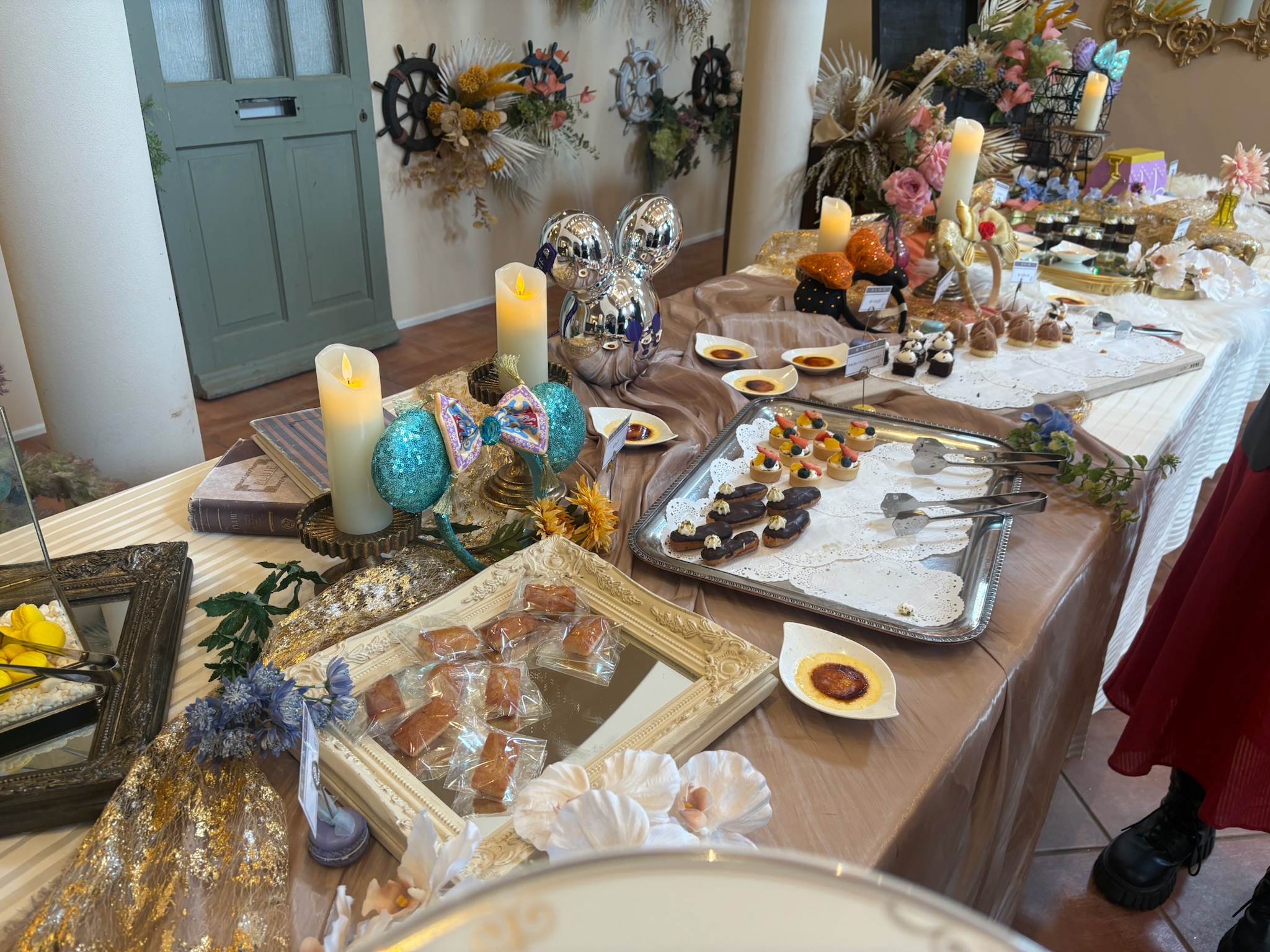 18 (アンウィット) Produced by Casa d' Angela