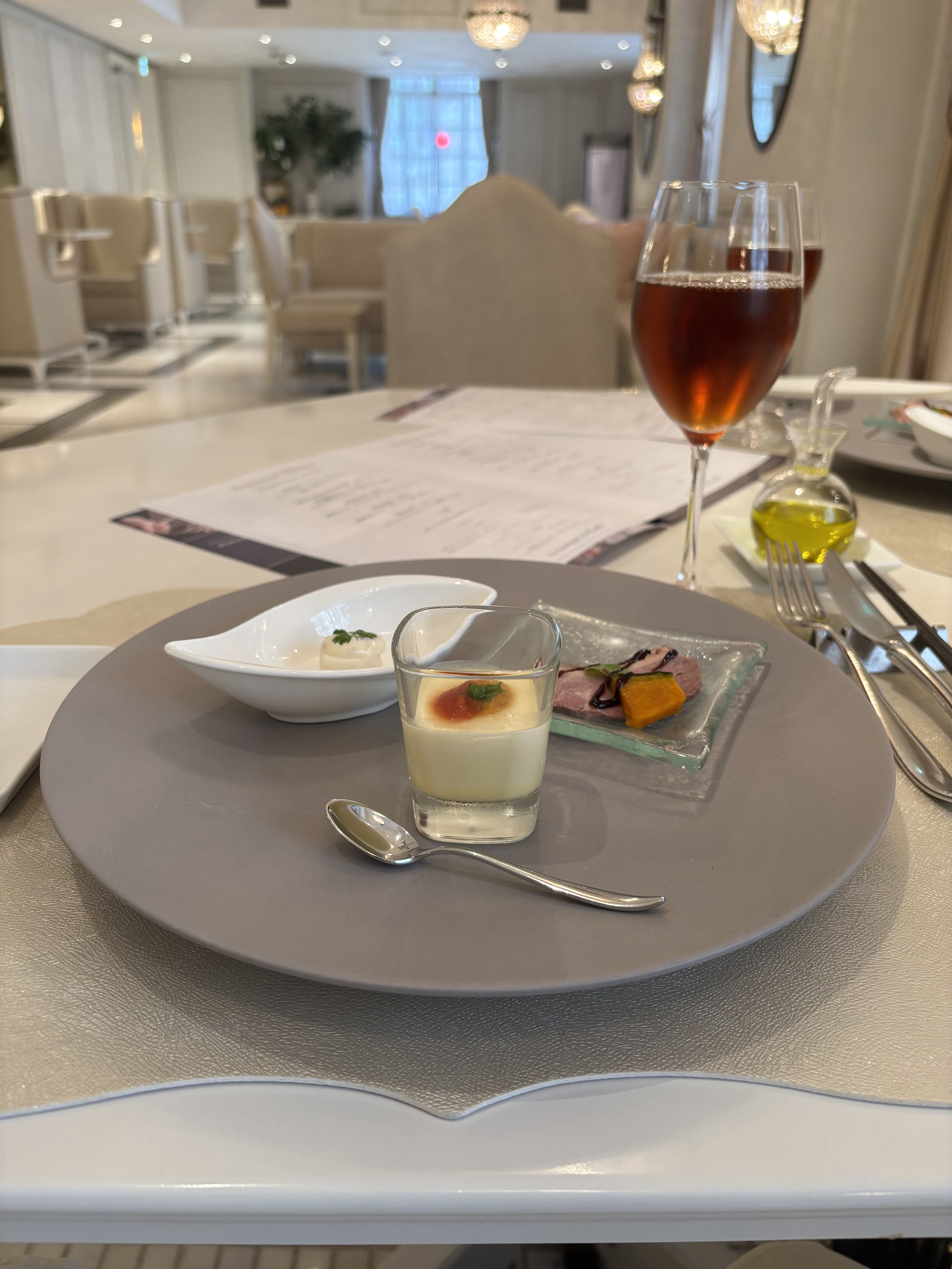 ラ・バンク・ド・ロア(横浜市指定有形文化財)