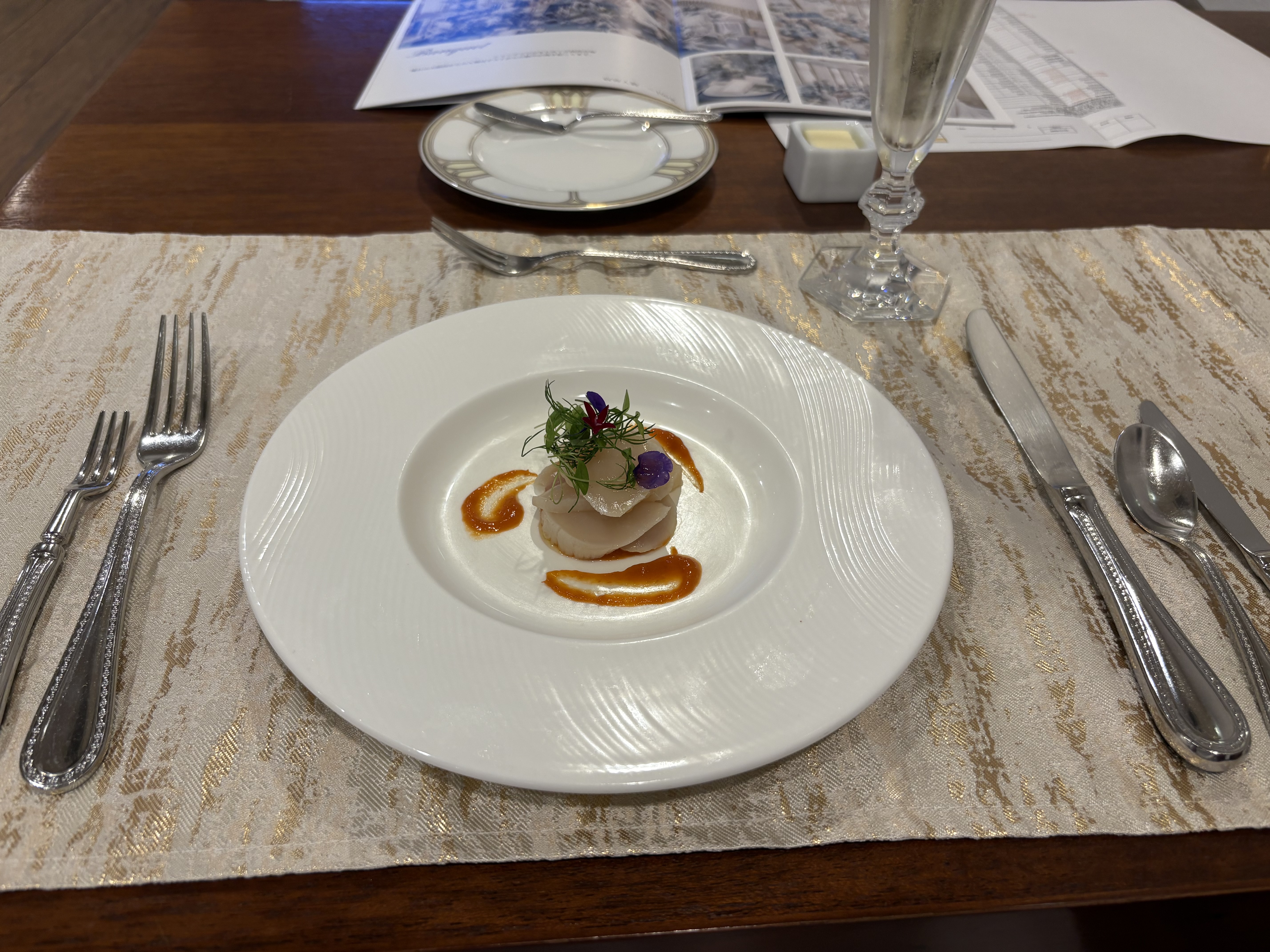 18 (アンウィット) Produced by Casa d' Angela