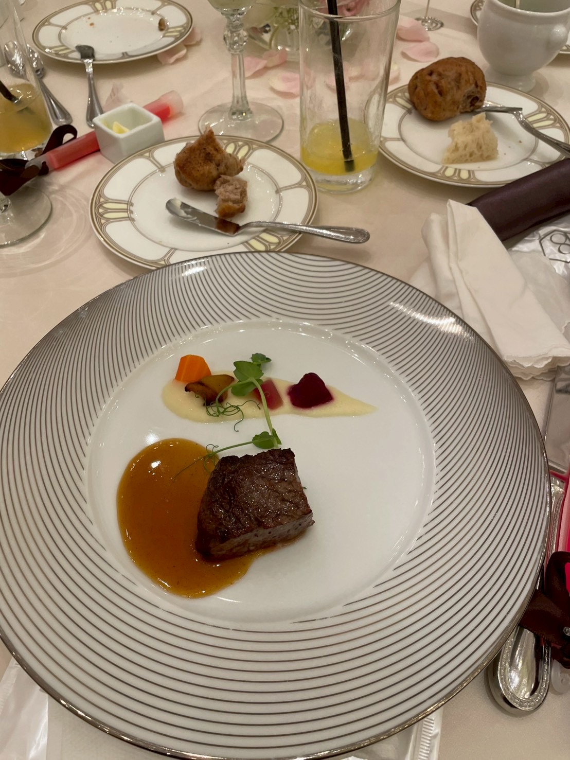 18 (アンウィット) Produced by Casa d' Angela