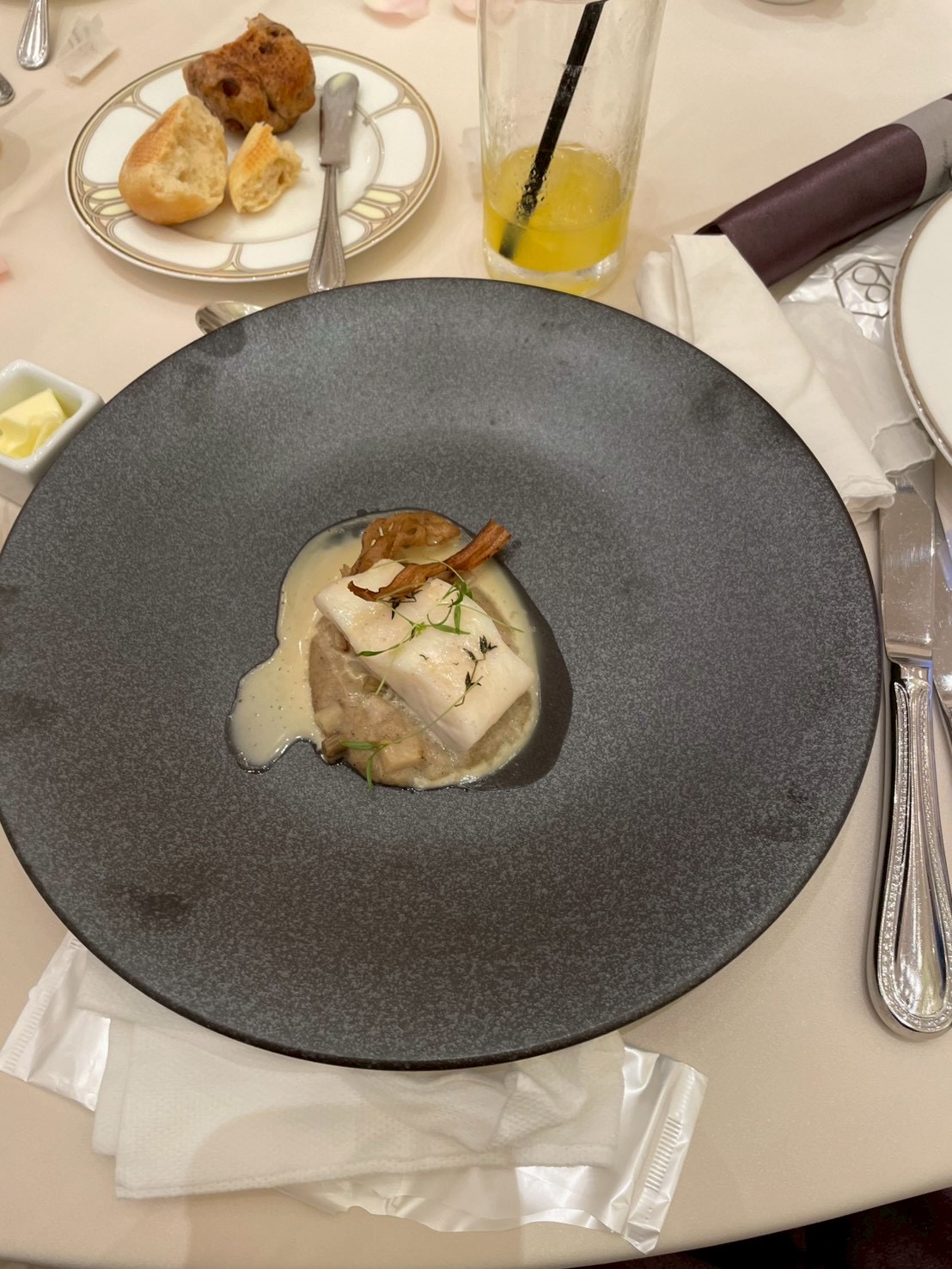 18 (アンウィット) Produced by Casa d' Angela