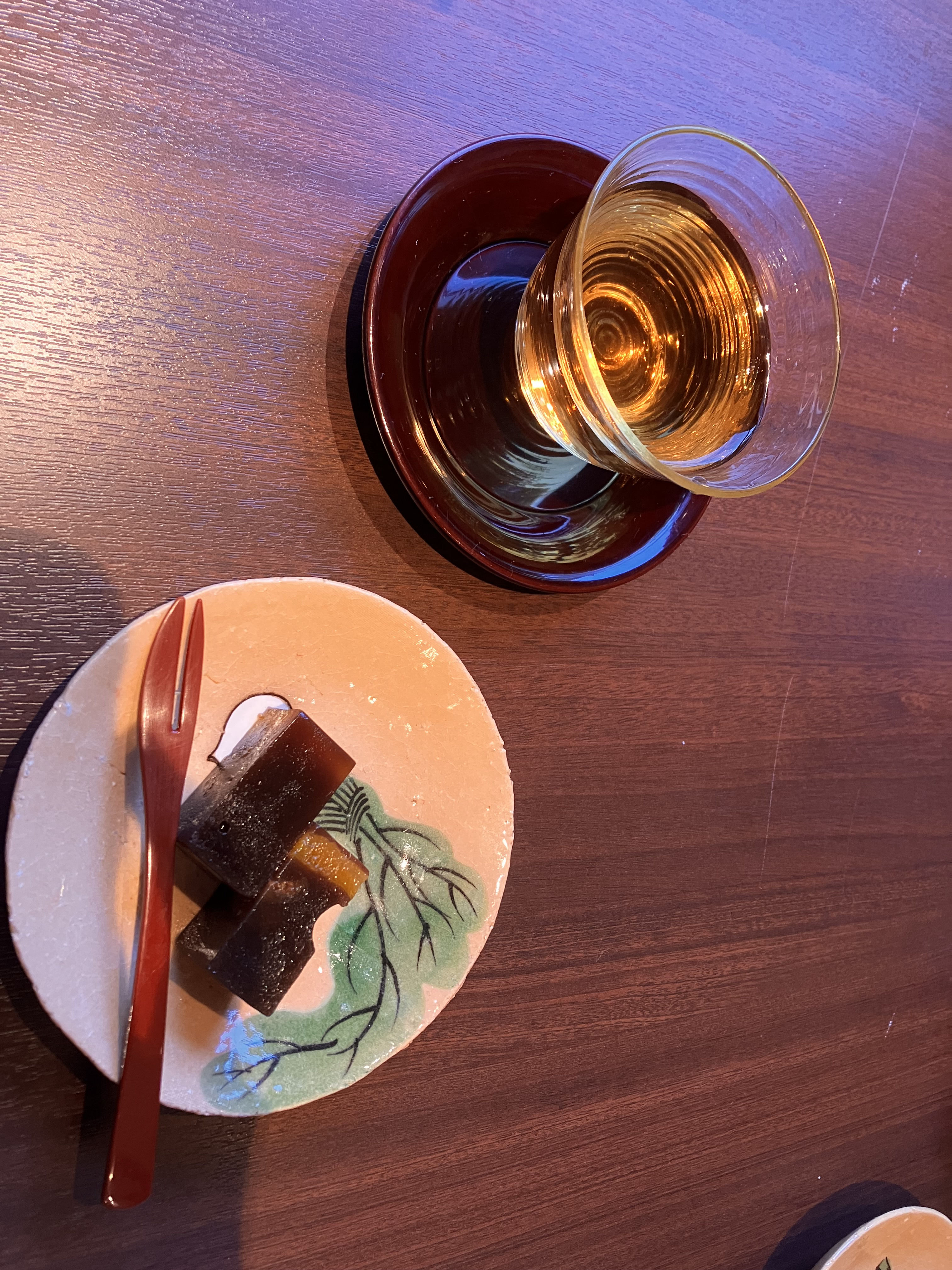 The KIKUSUIRO narapark(菊水楼)