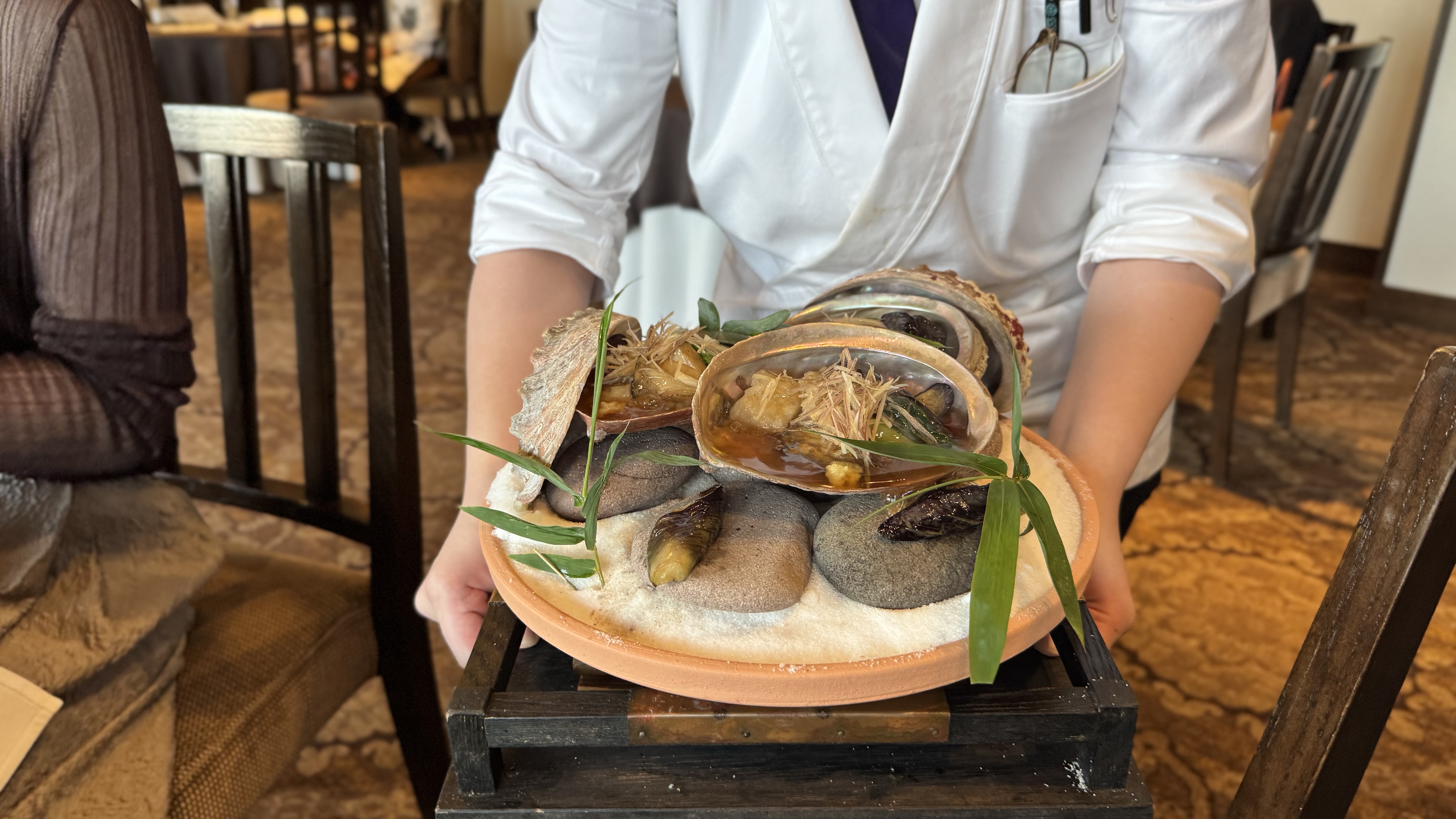 The KIKUSUIRO narapark(菊水楼)