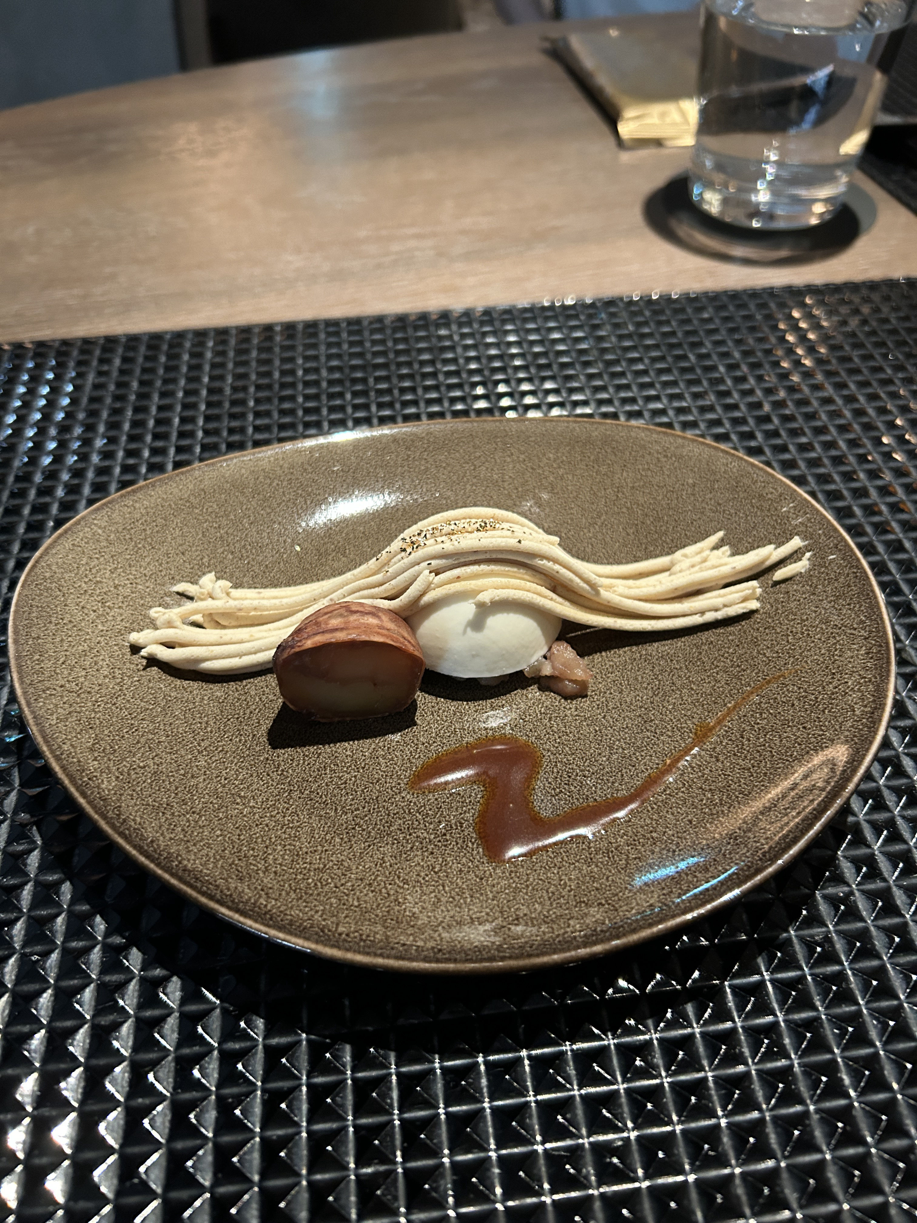 ザ ストリングス表参道