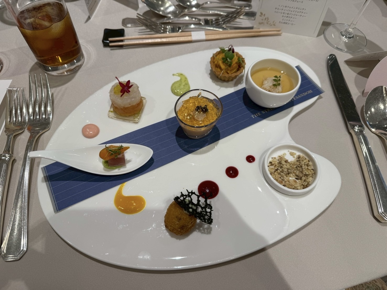 ザ ストリングス表参道