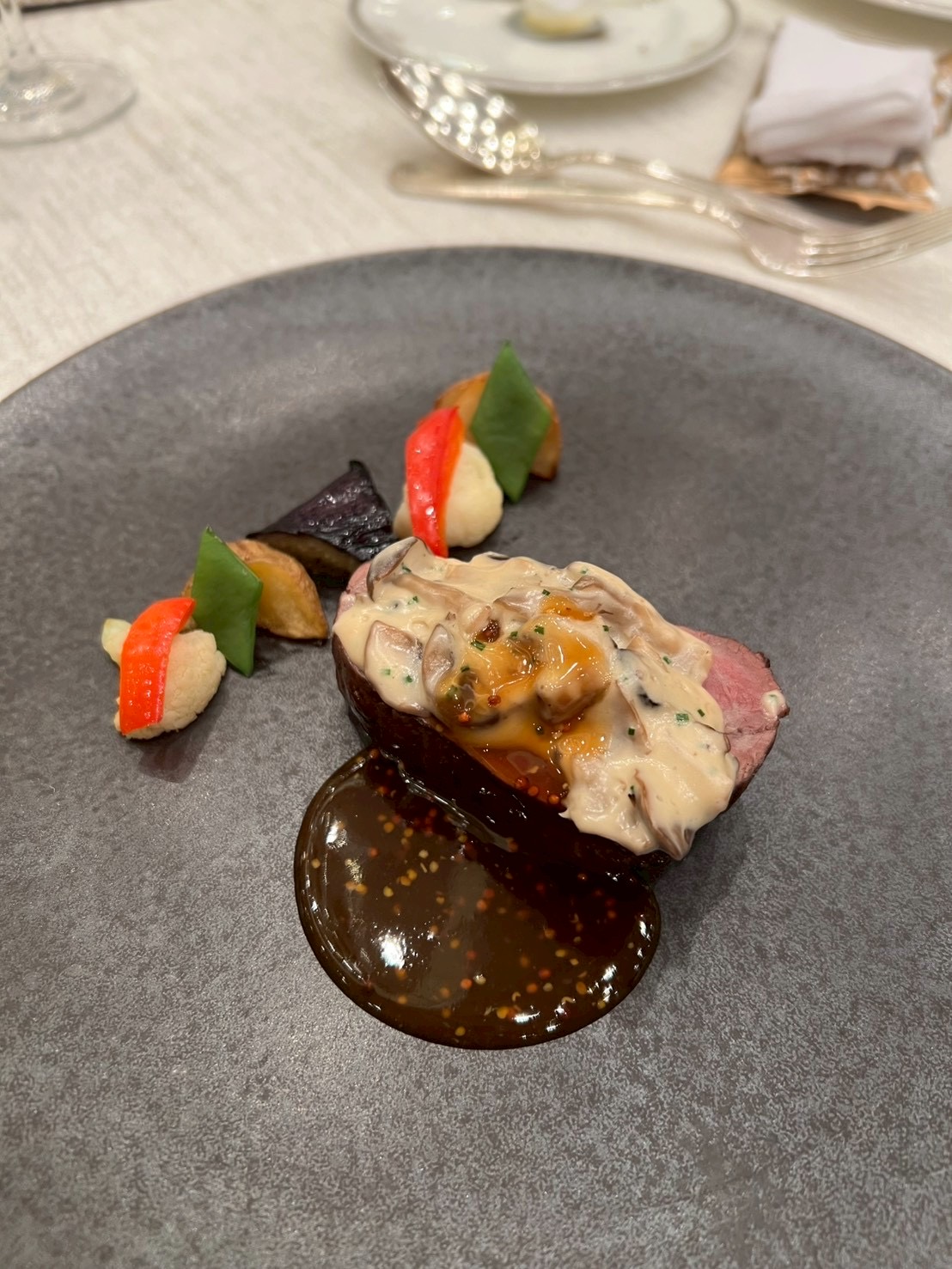 ザ ストリングス表参道