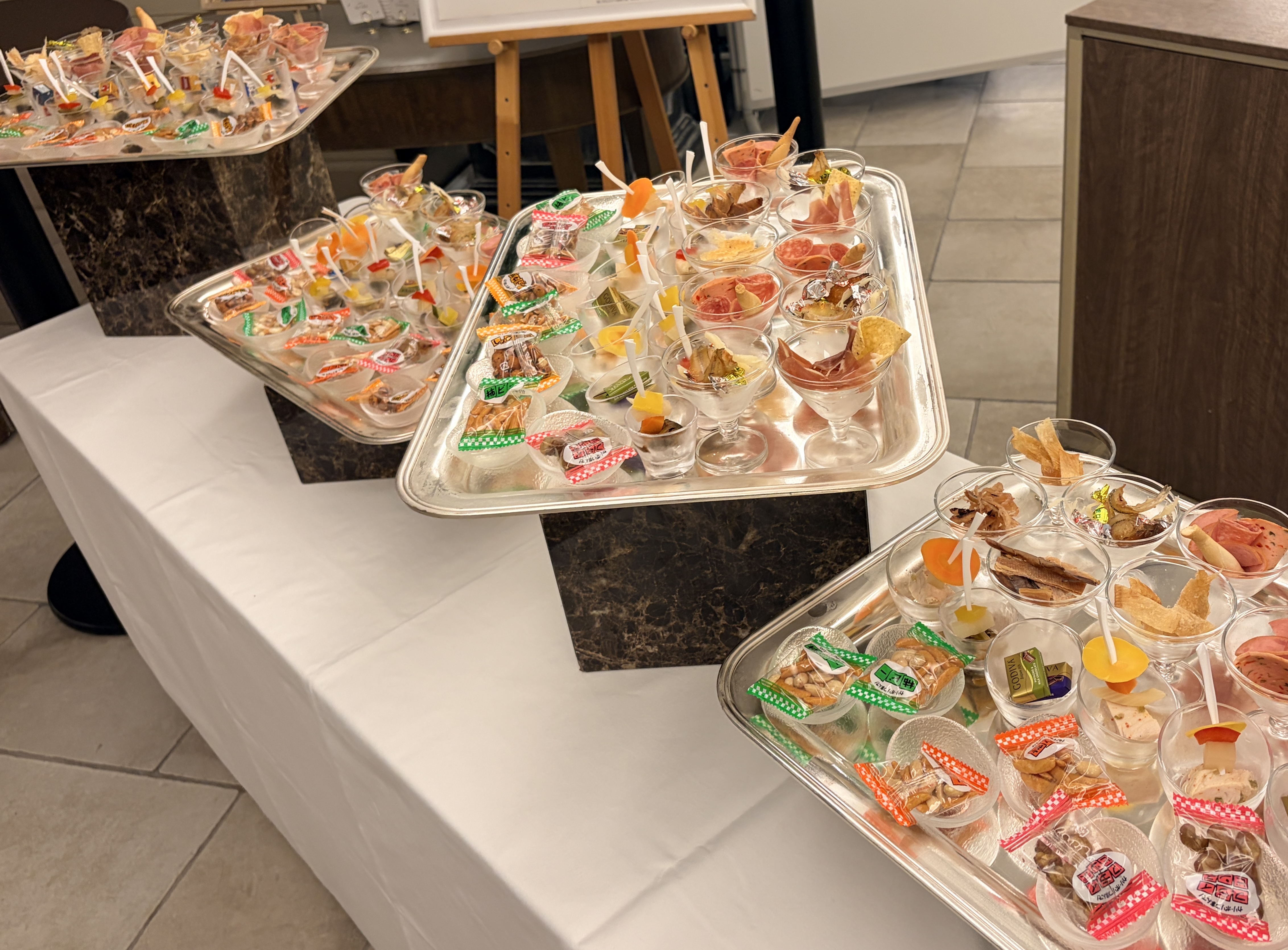 ザ ストリングス表参道