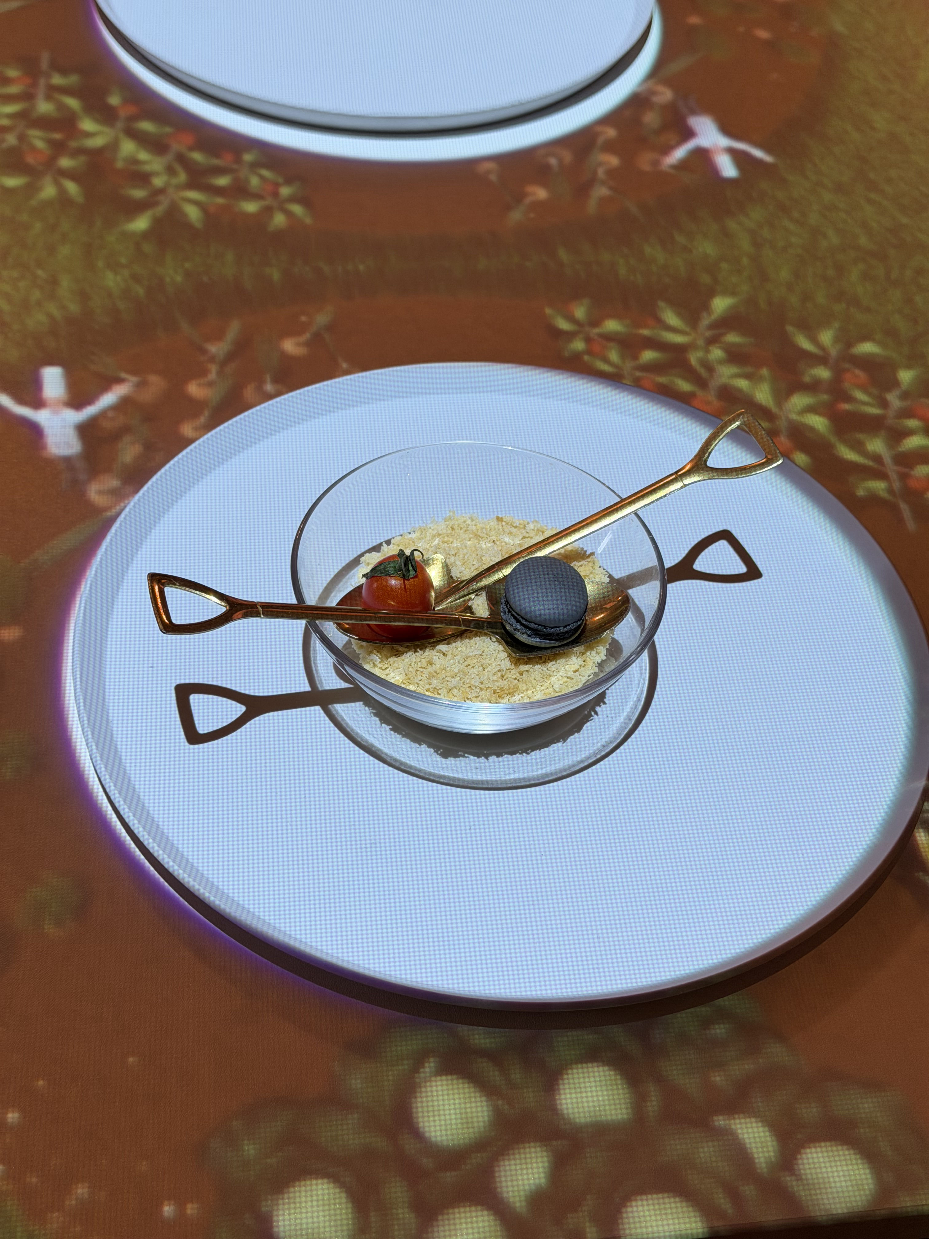 18 (アンウィット) Produced by Casa d' Angela