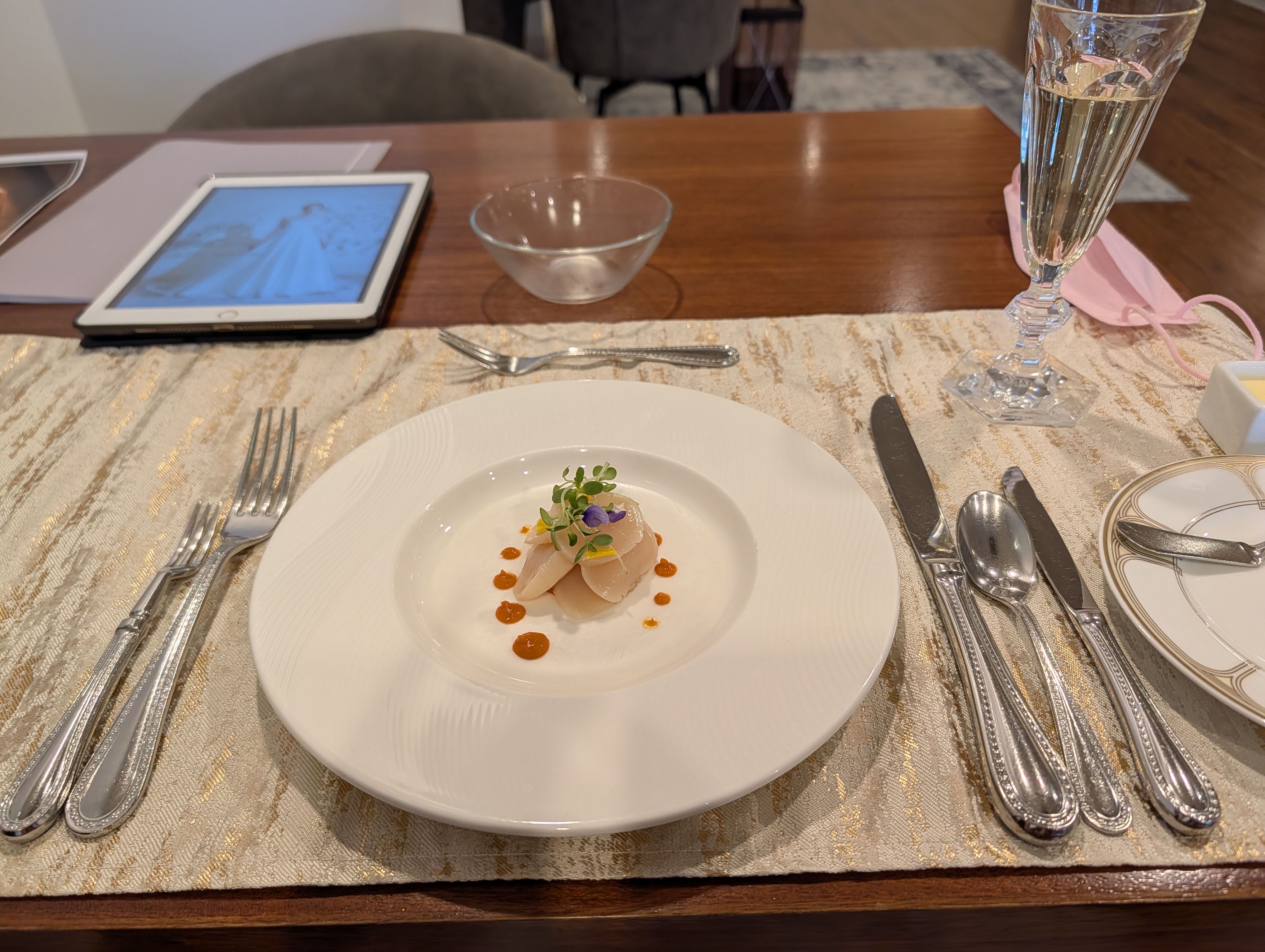 18 (アンウィット) Produced by Casa d' Angela