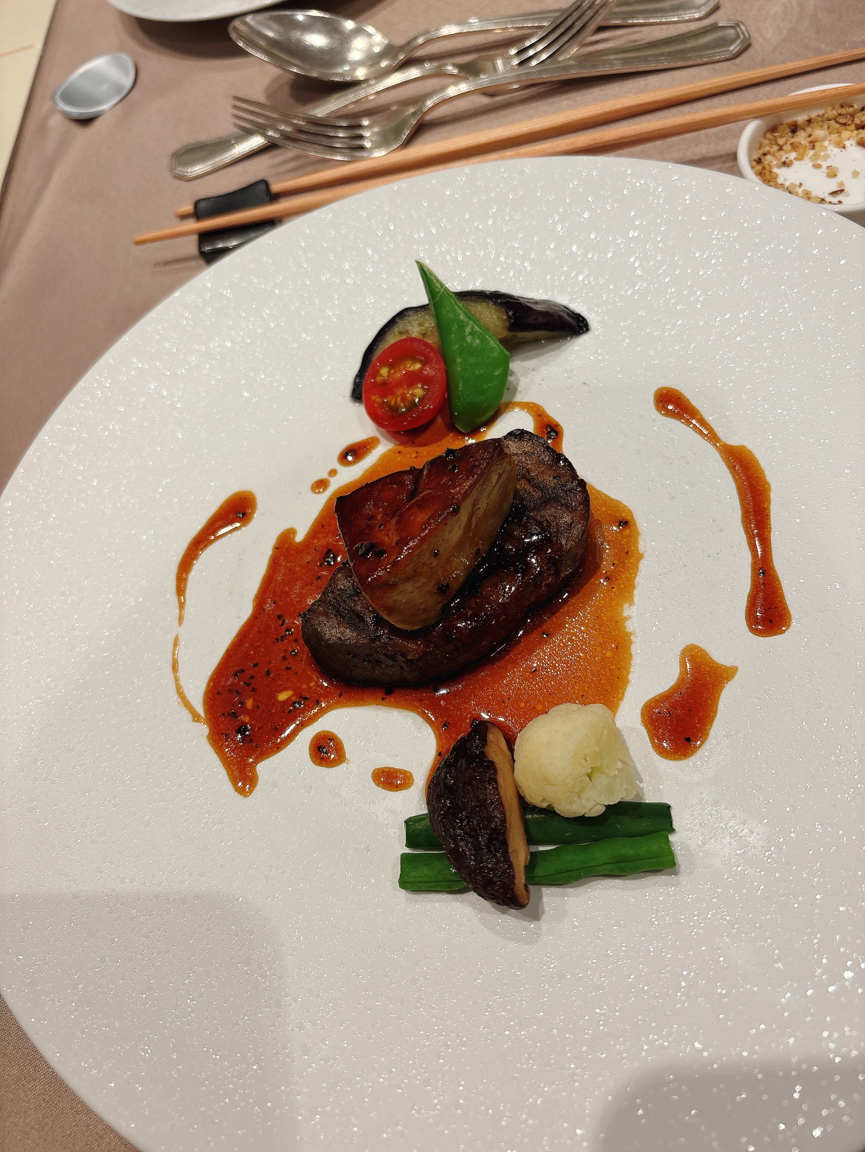 ザ ストリングス表参道