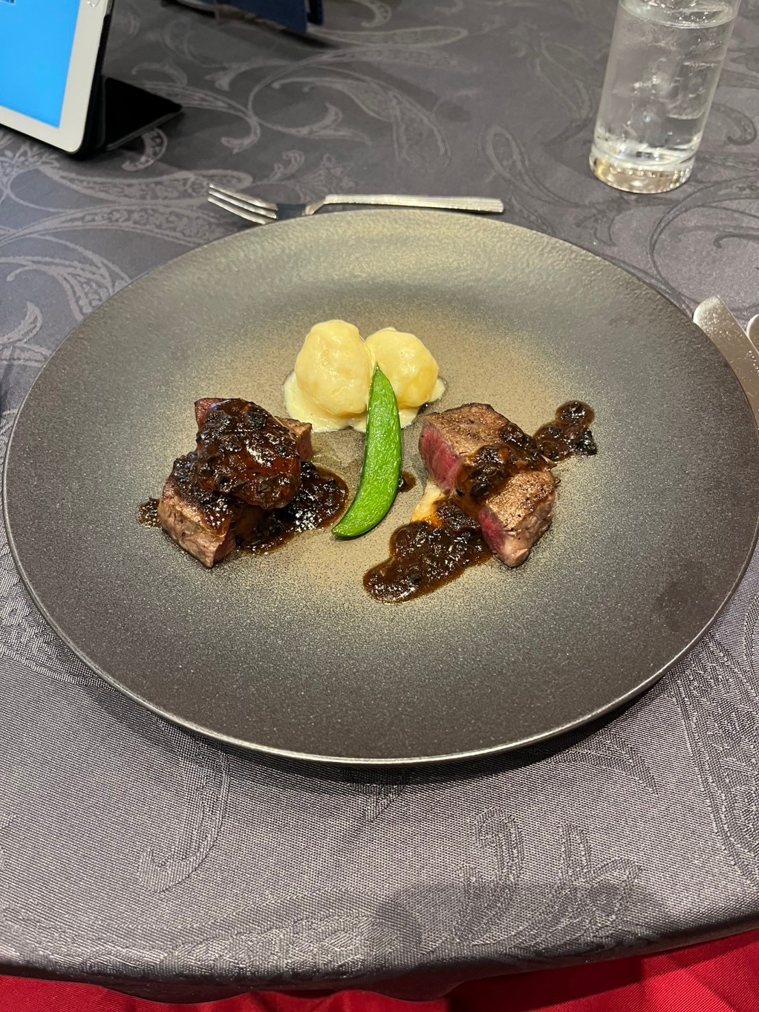 アンフェリシオン