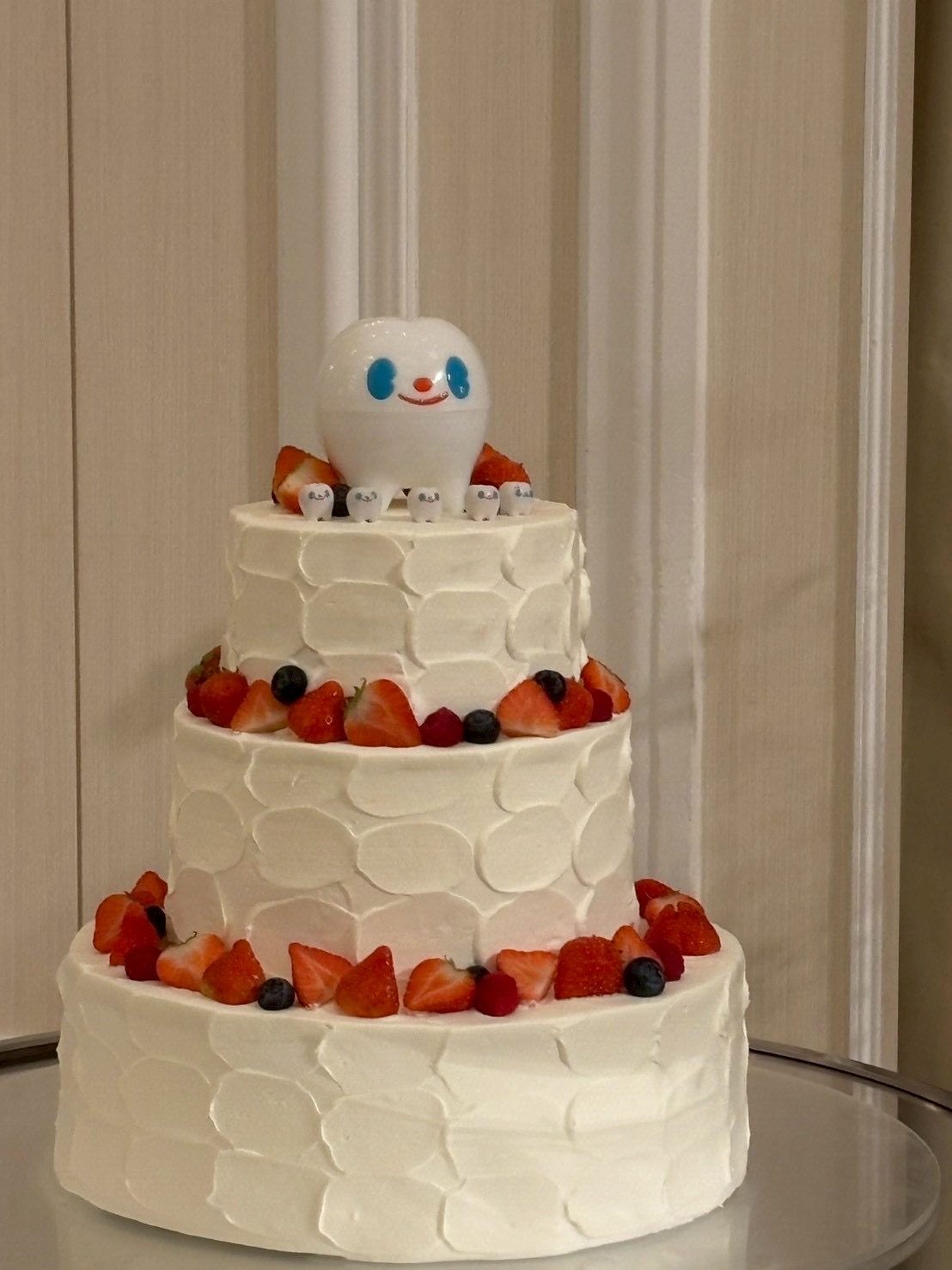 18 (アンウィット) Produced by Casa d' Angela